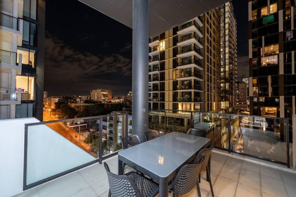 South Brisbane 2B2B Apt&Parking M6