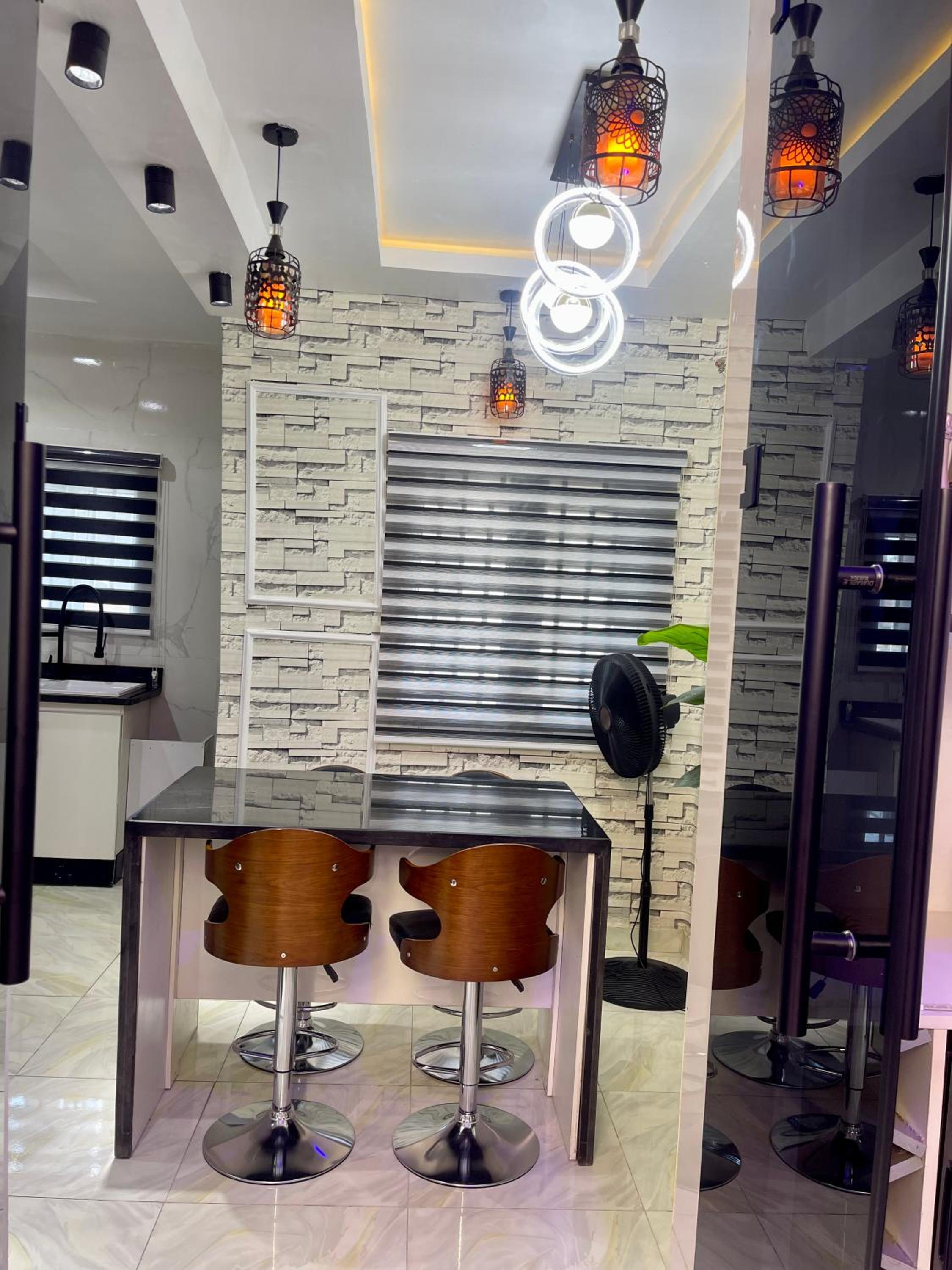 Apricot Apartment