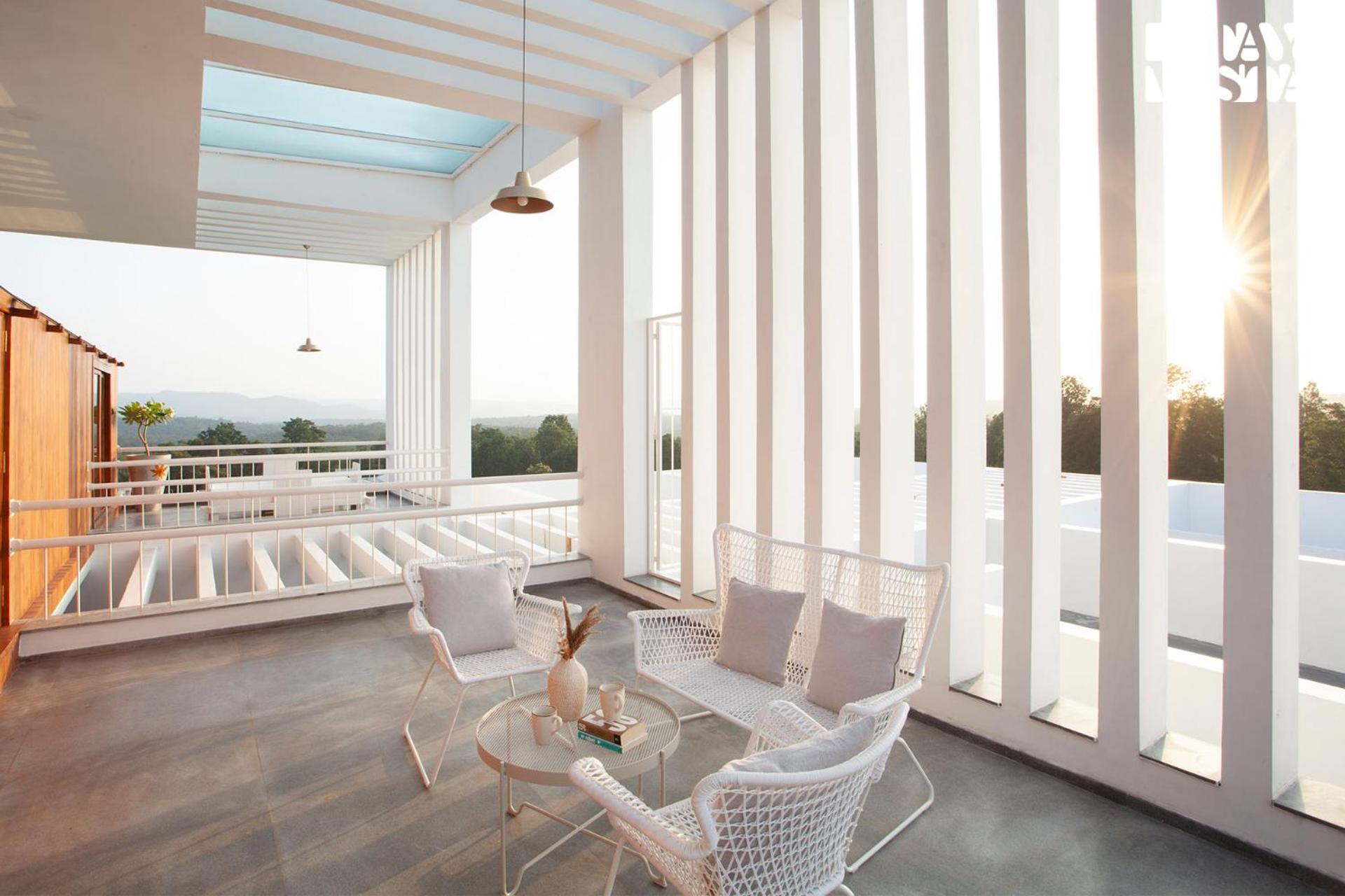 StayVista at Reflection by The Woods - Breakfast Included - Luxury Villa view 4