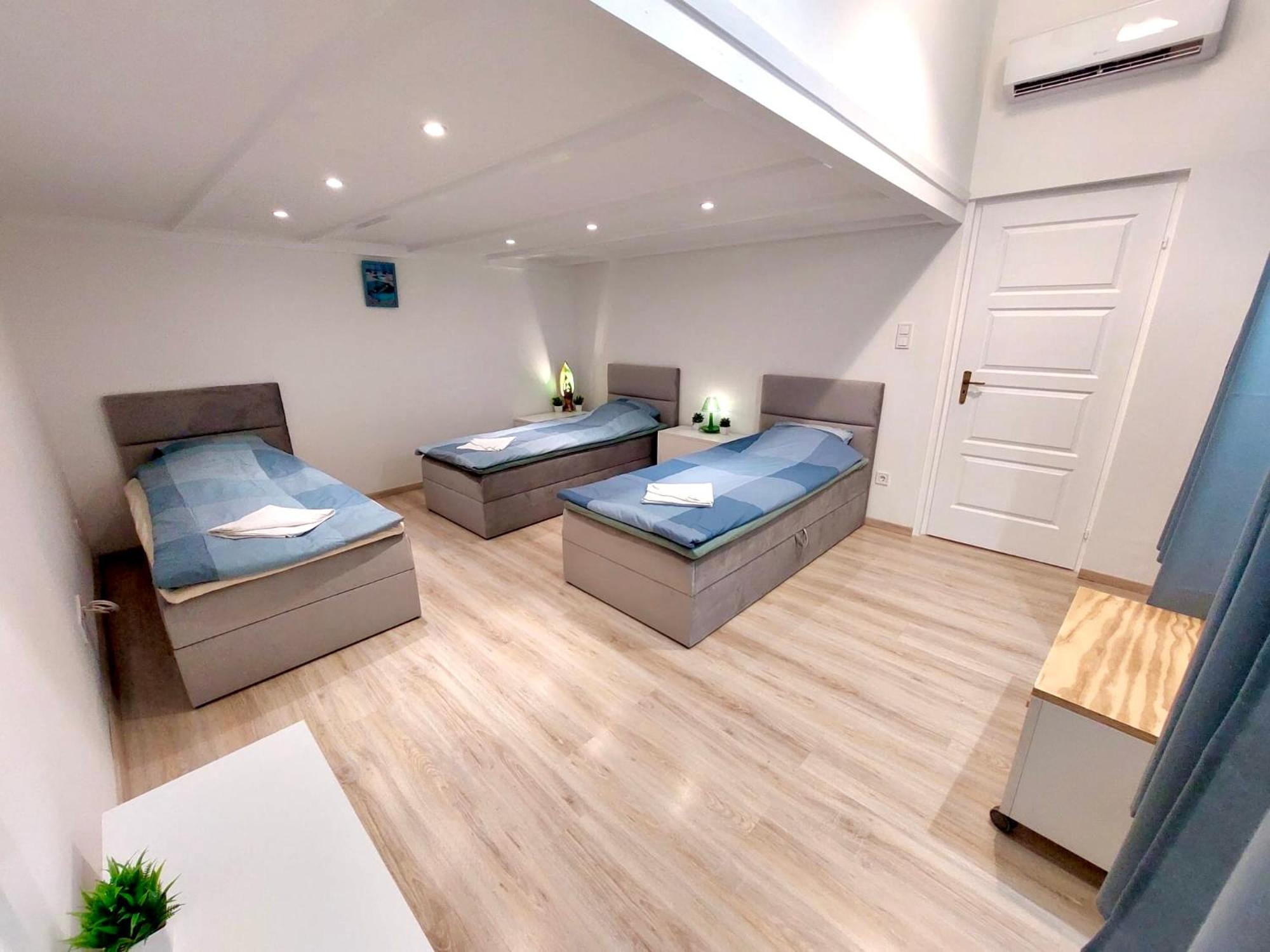 Mega Residence