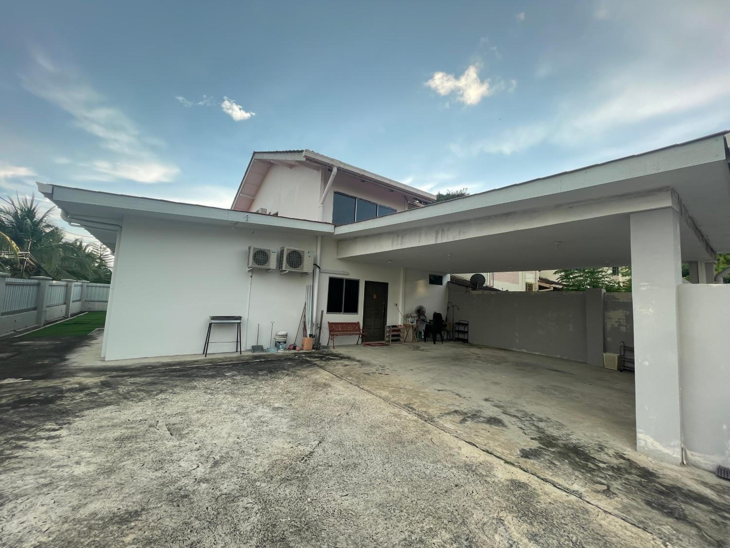 Labuan Cozy Club House photo 1