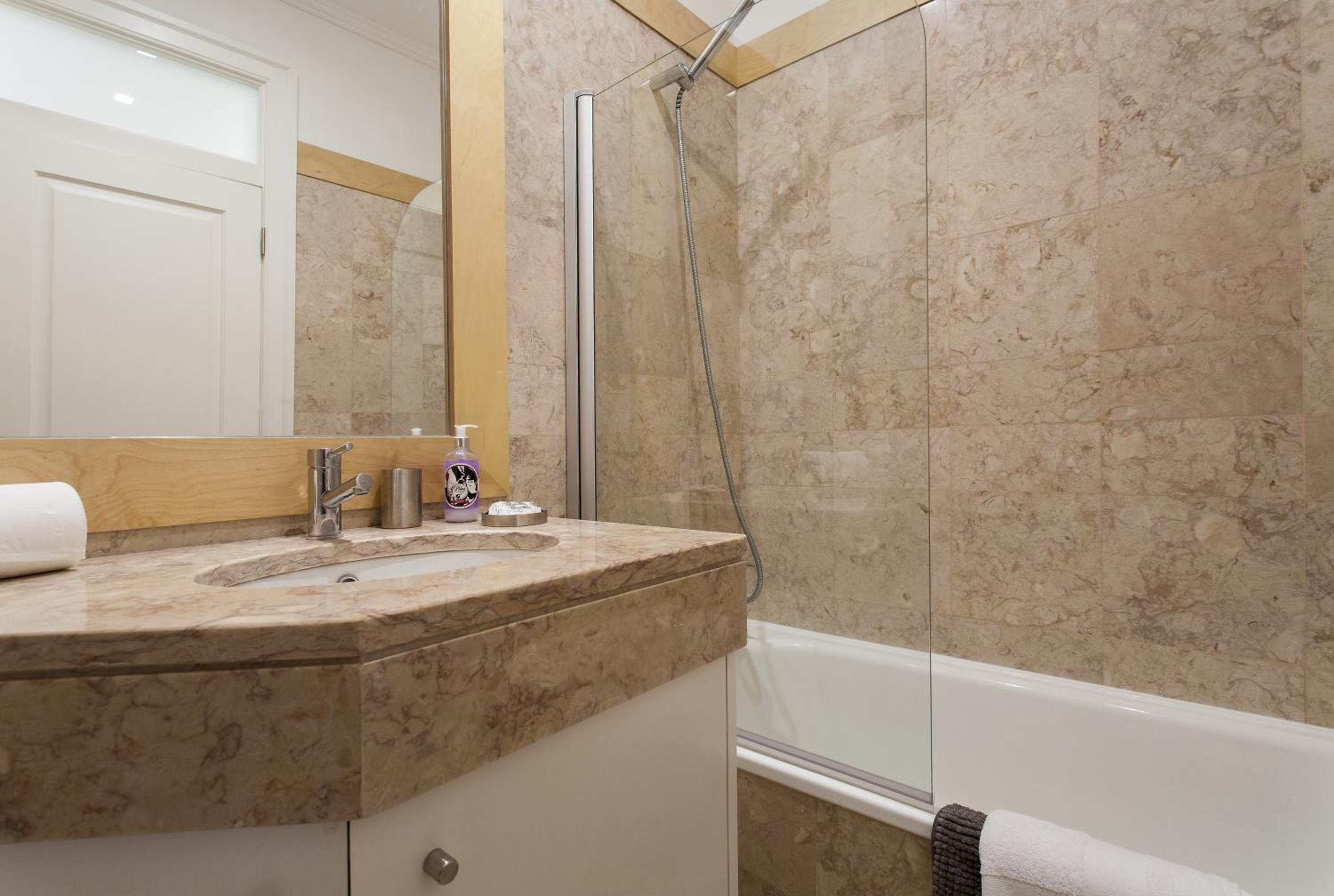 GuestReady - Downtown Blue Apartments