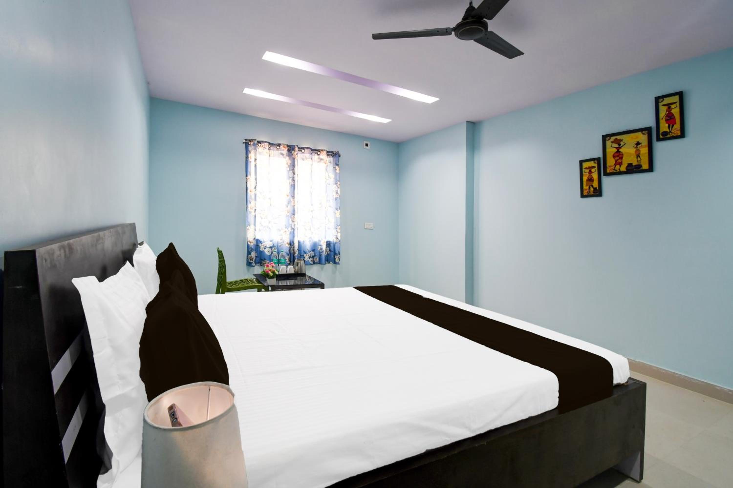 Hotel O Royal