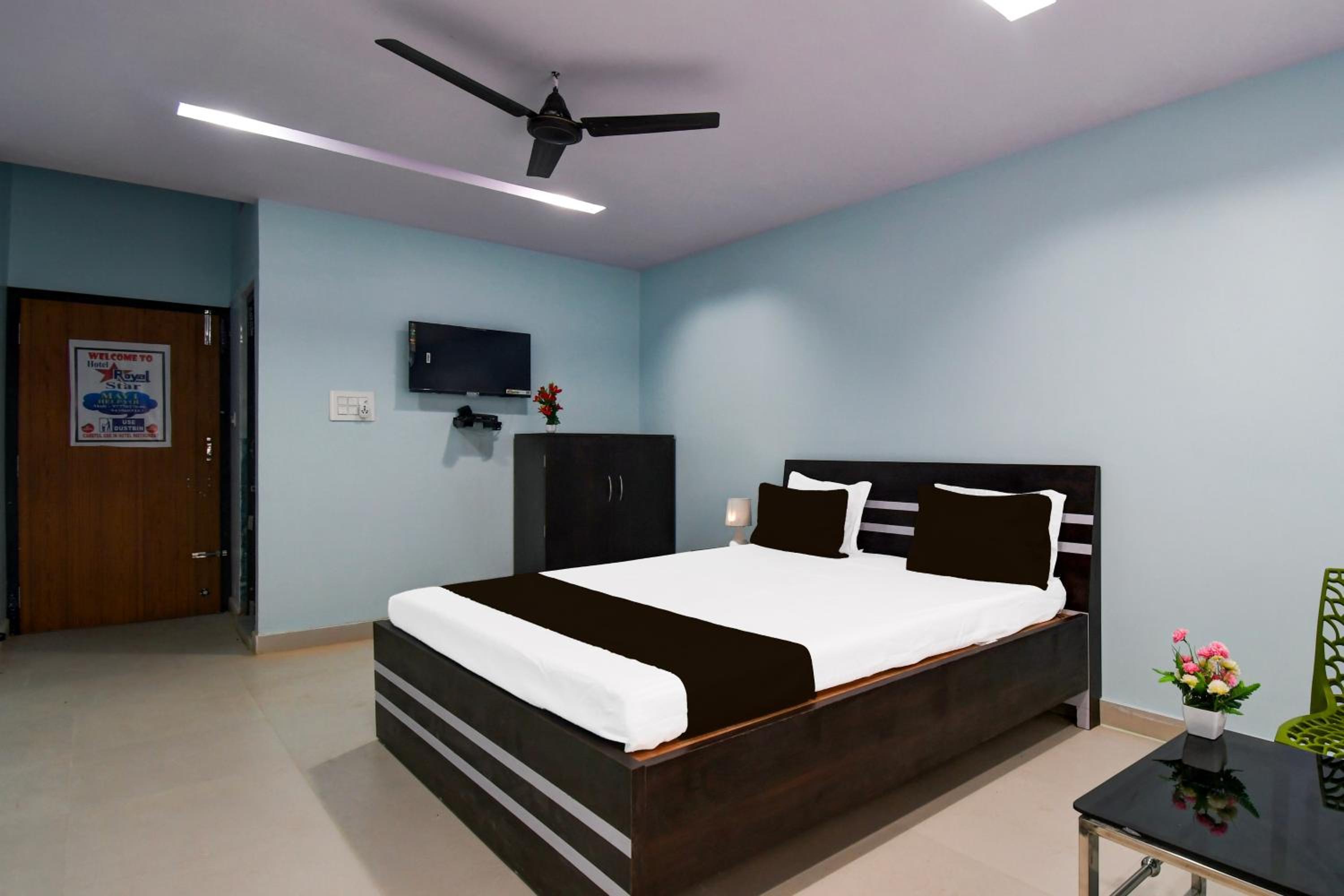 Hotel O Royal