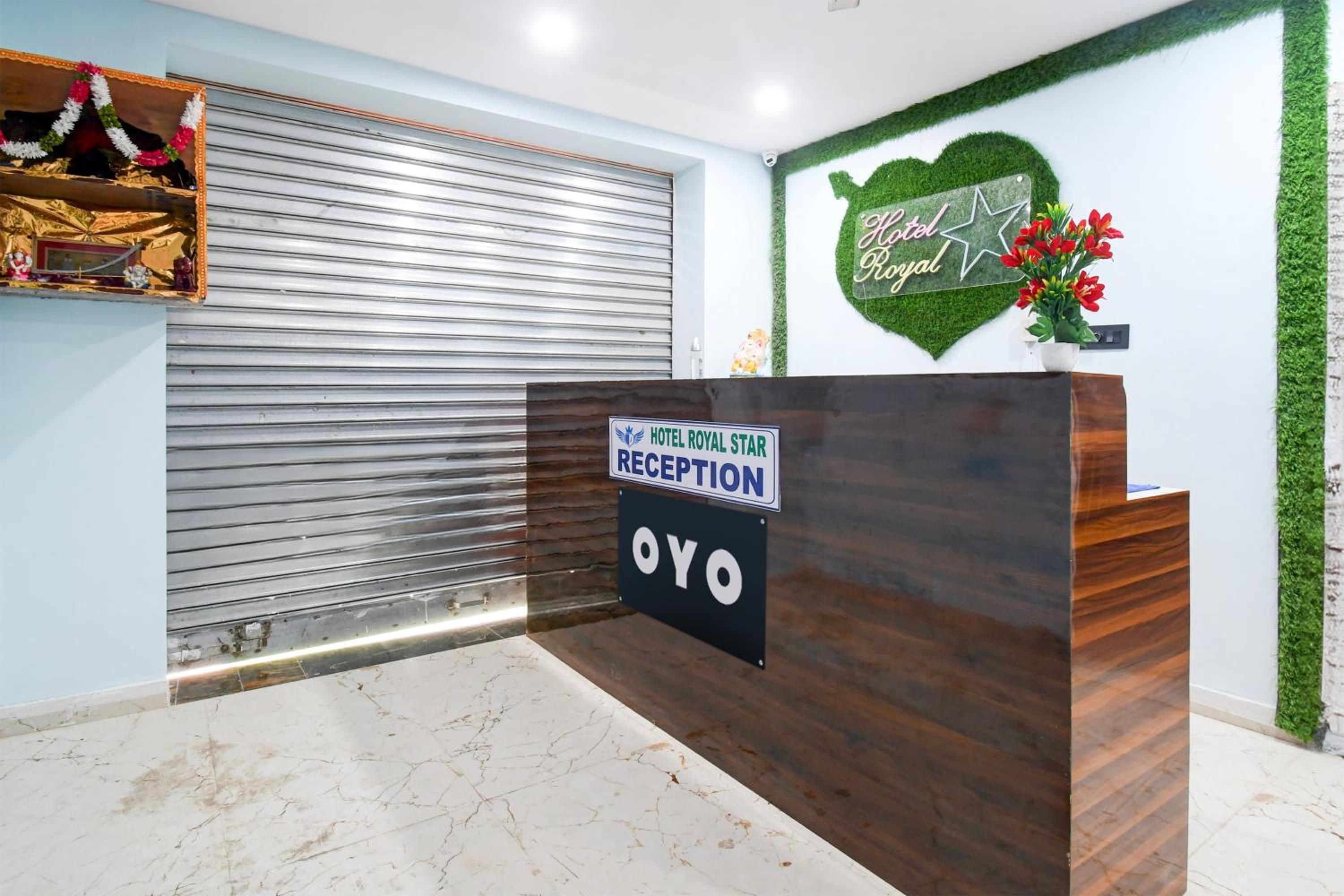 Hotel O Royal