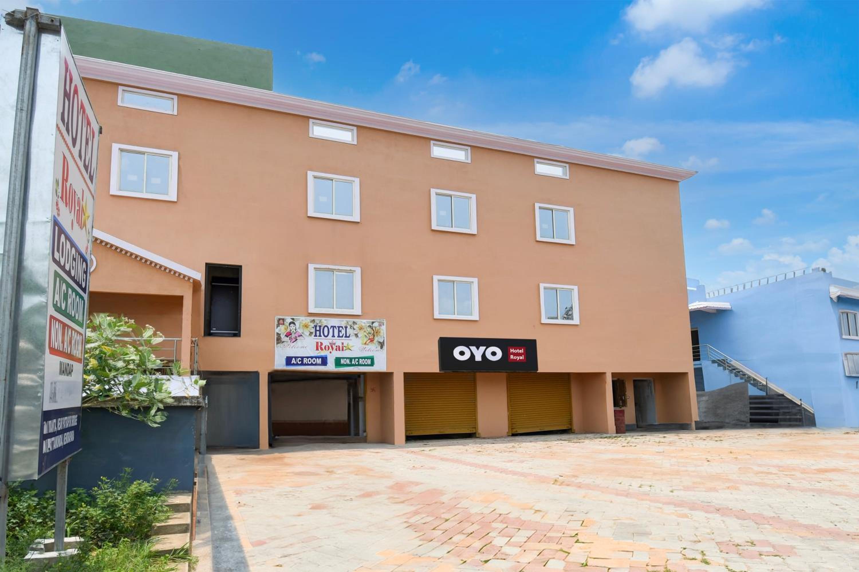 Hotel O Royal