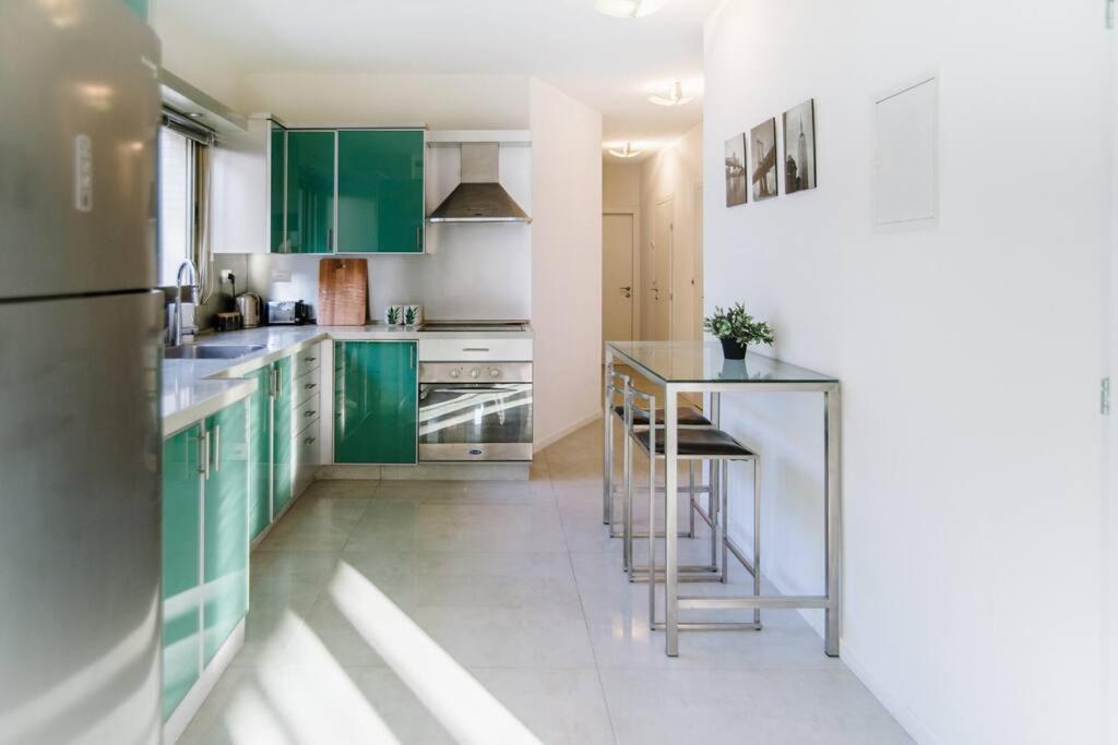 Super-Star 3BR Private Parking ! view 2