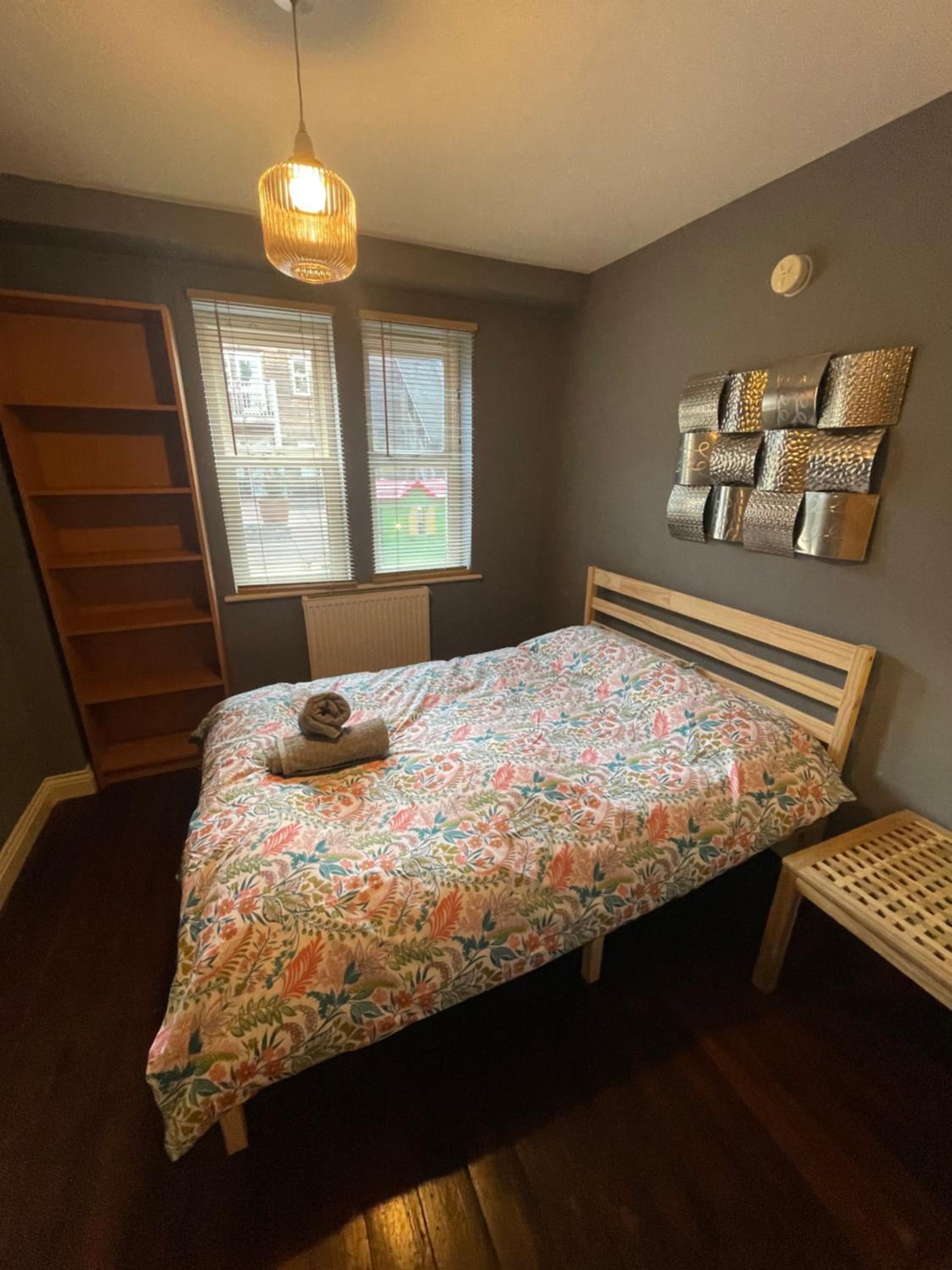 69D Victoria Street view 5