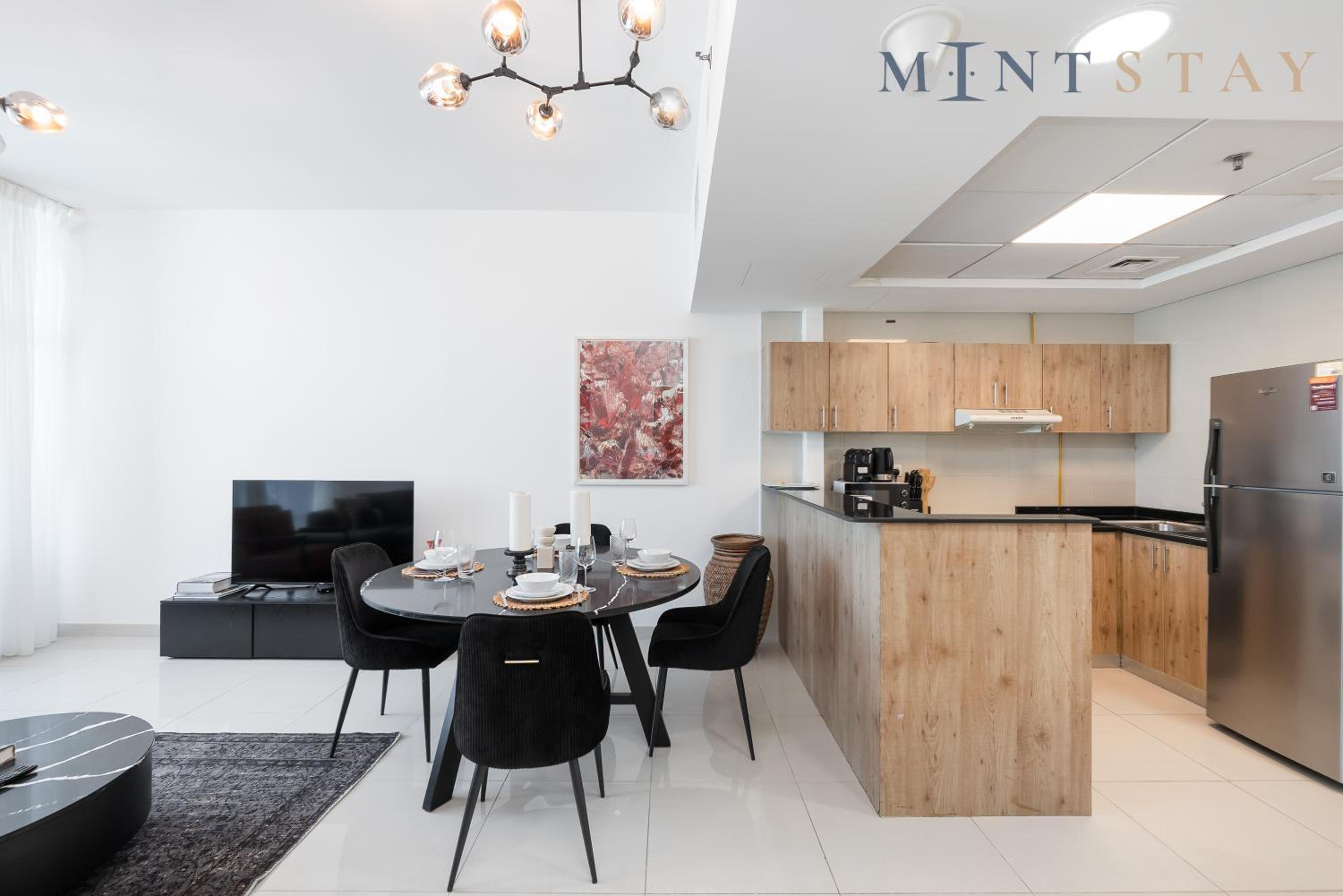 Continental Tower, Dubai Marina - Mint Stay
