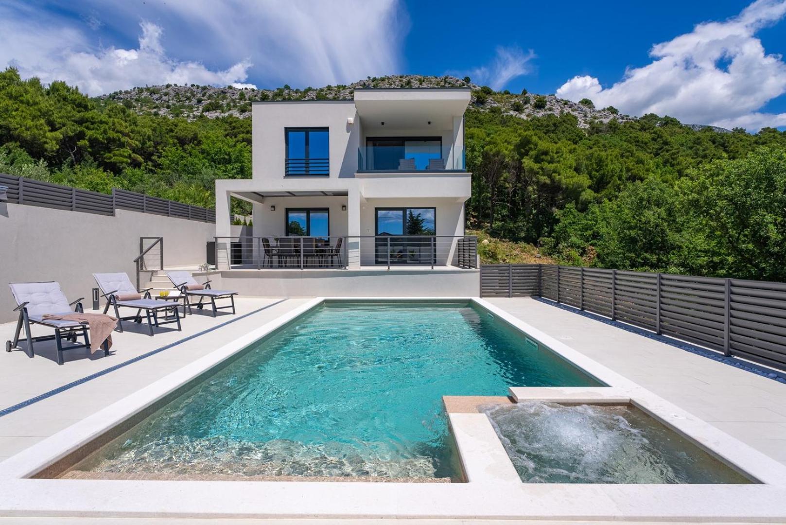Hillside Villa Paradise with Heated pool, Gym, Fun zone view 2