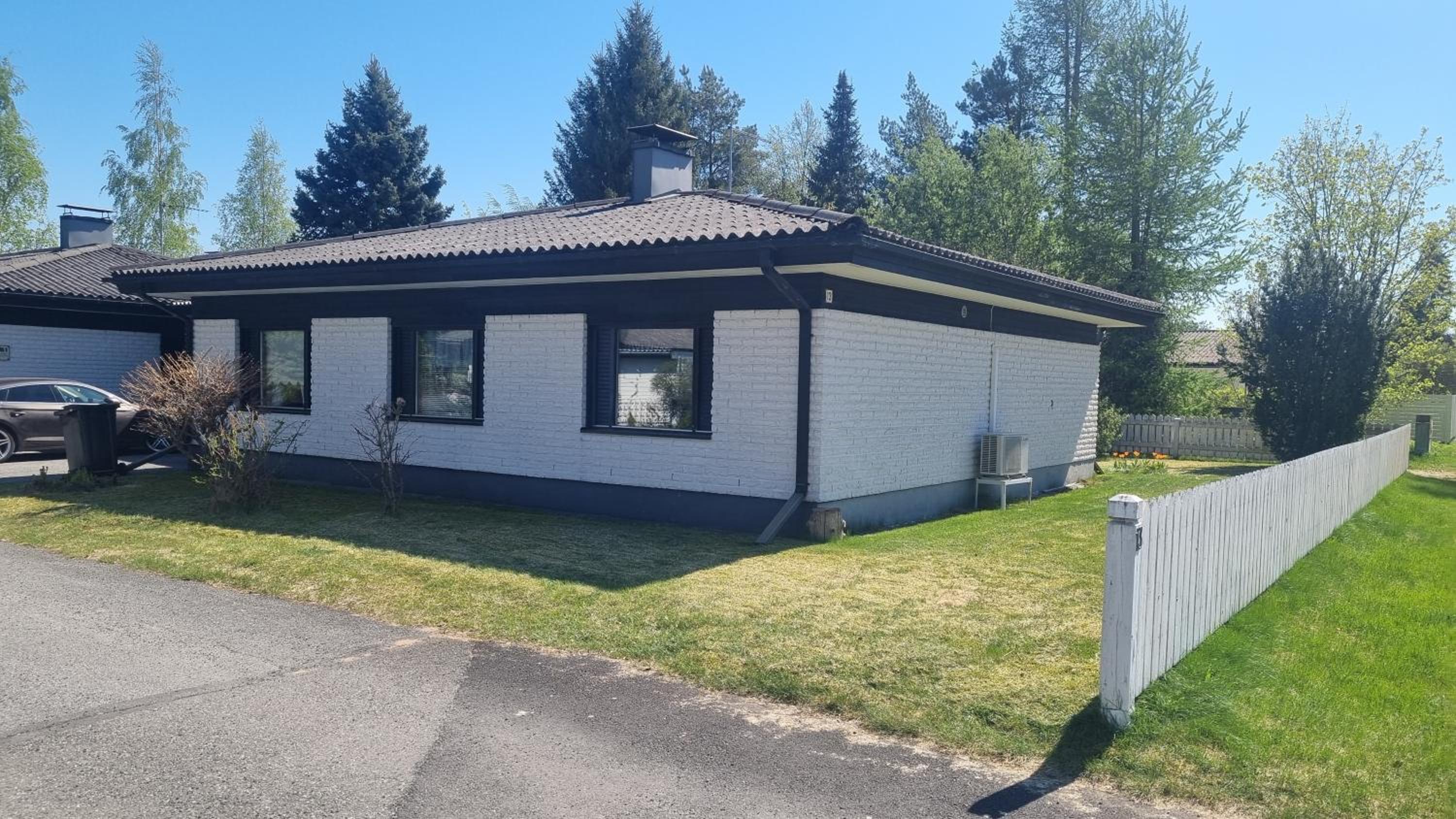 Hotel 3 bedrooms, sauna and kitchen All house - Image 1