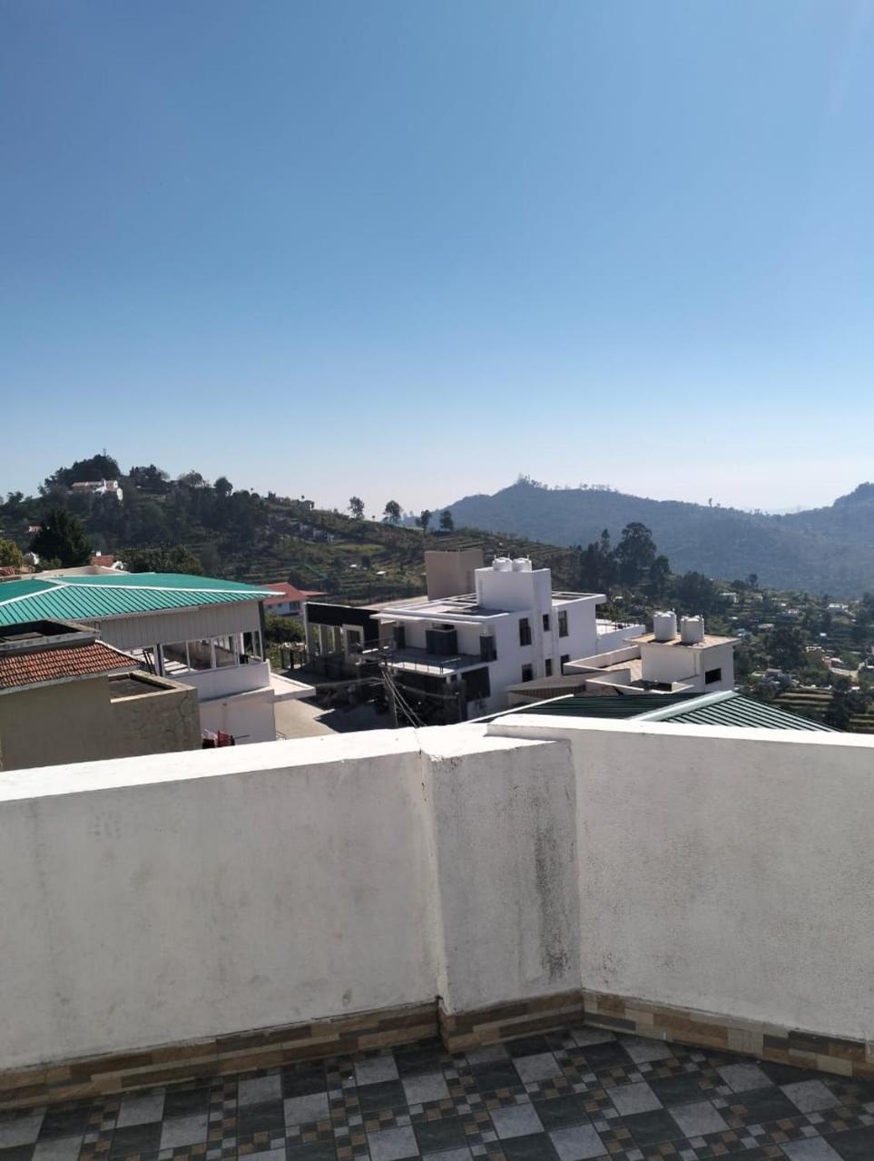 FLGHR Raja Home Stay view 2