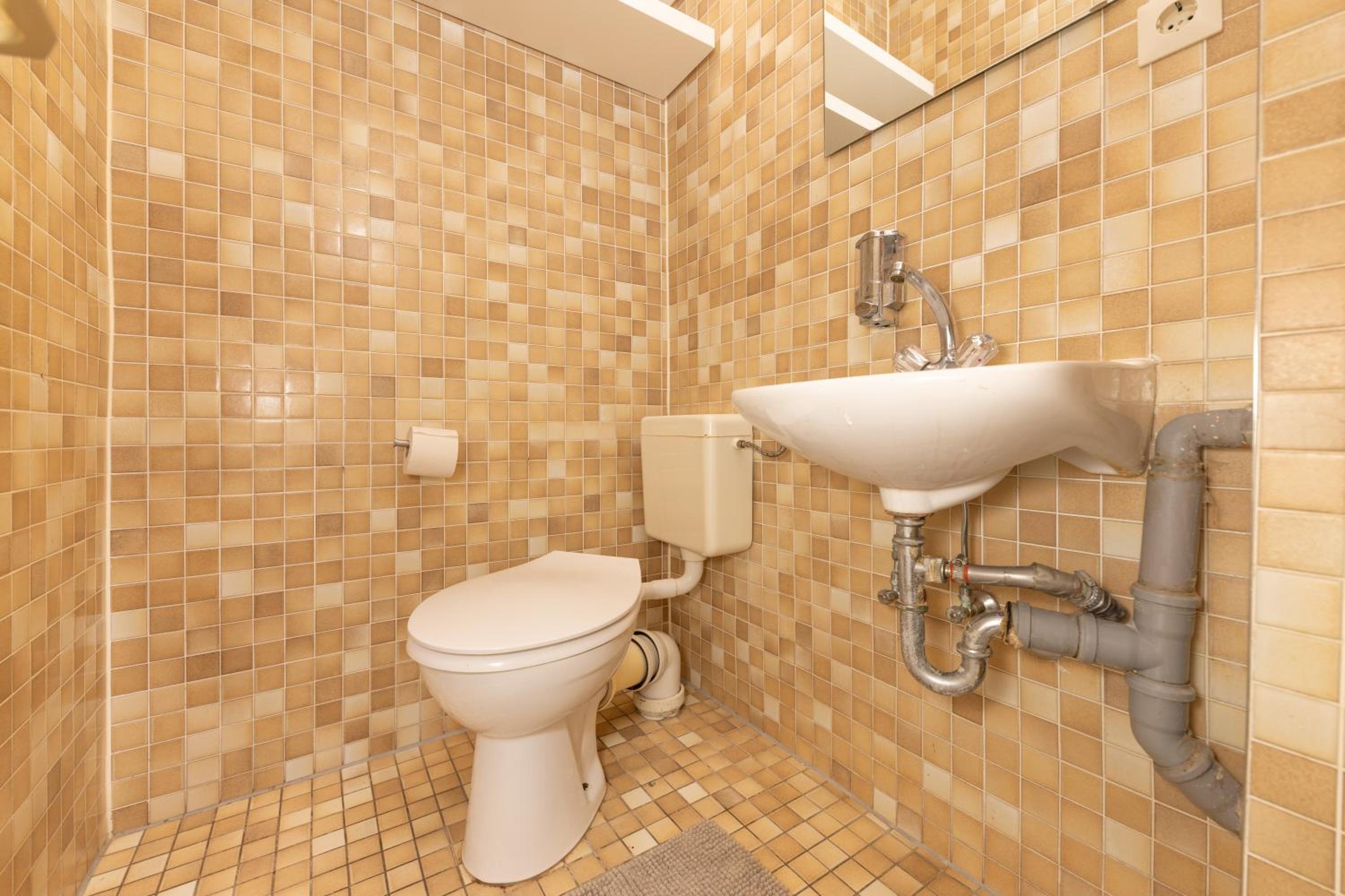 160qm 6-Zimmer Banksi-Galerie-Apartment Hauptbahnhof