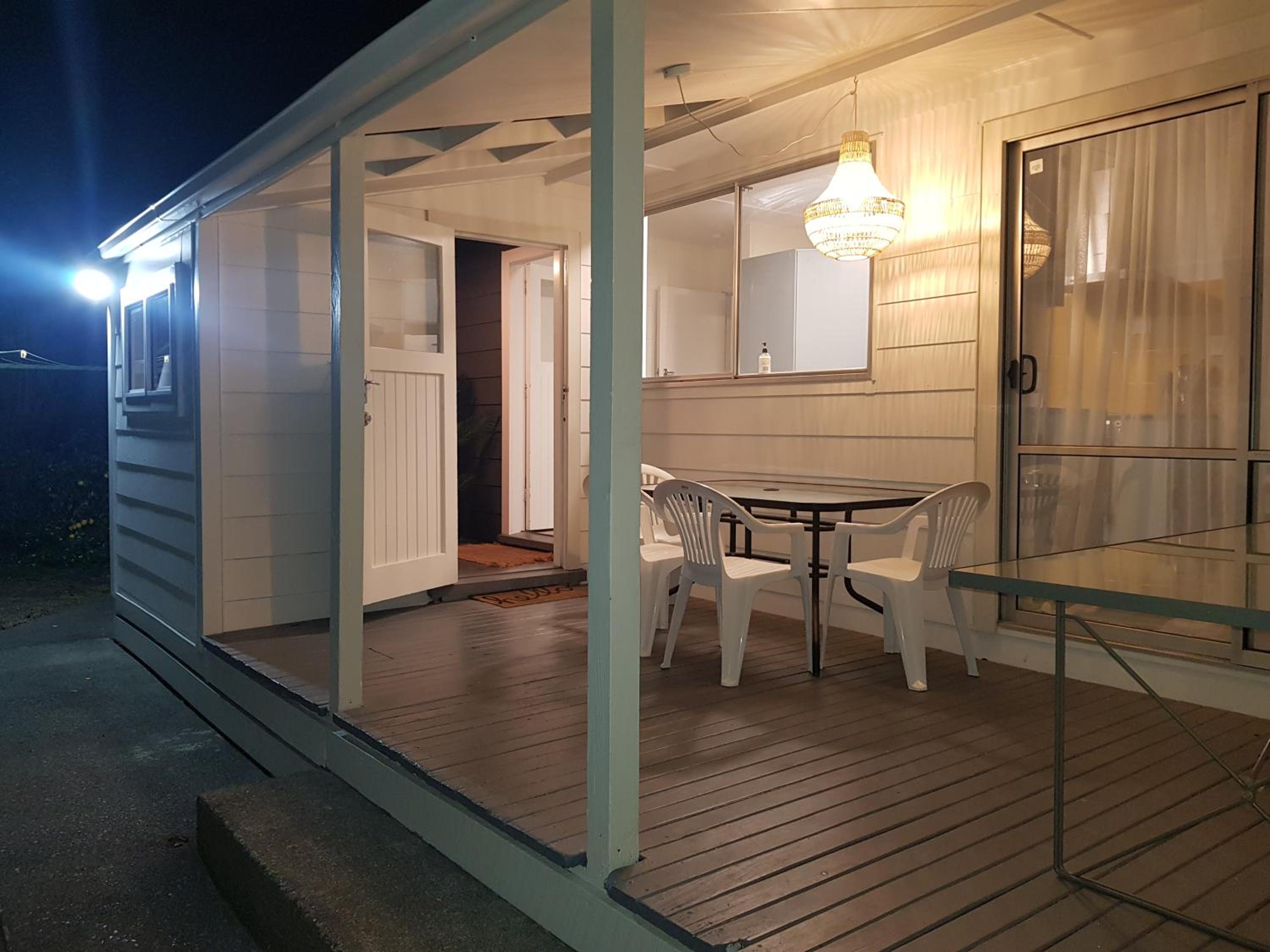Sunny Central Parkvale home view 5