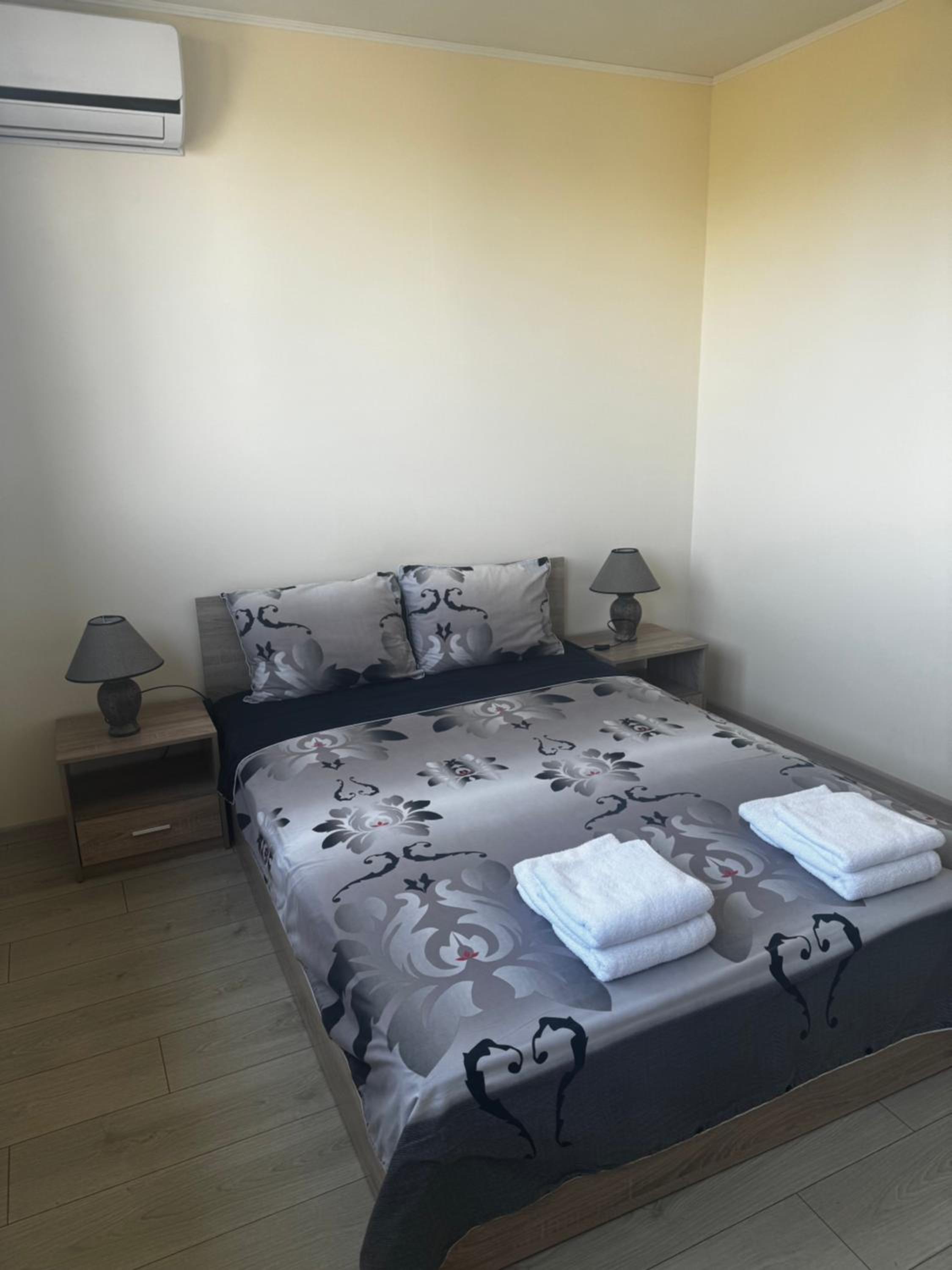 Avelov Art Apartment