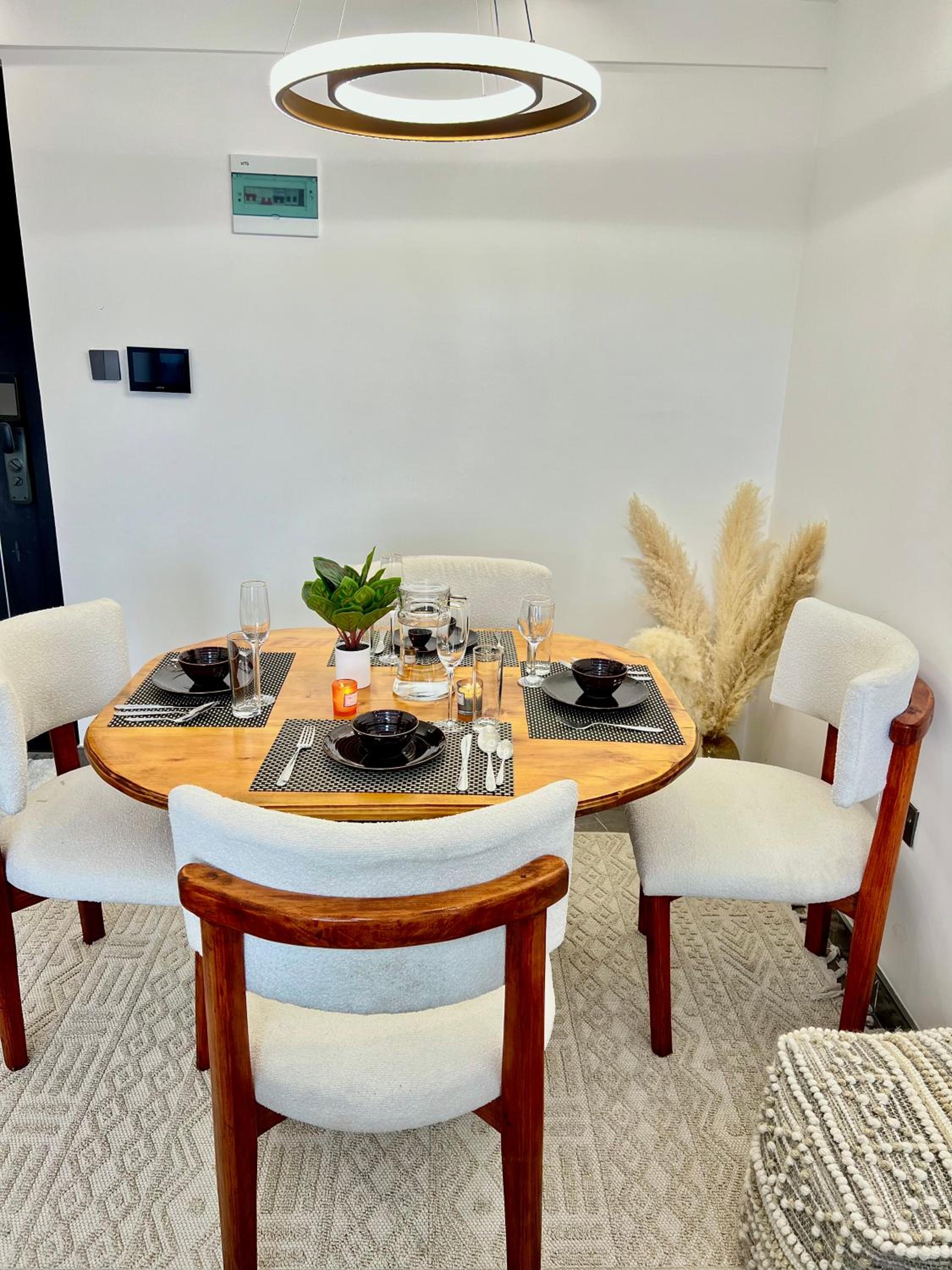 RUYER LUXURY 1BR kileleshwa view 2