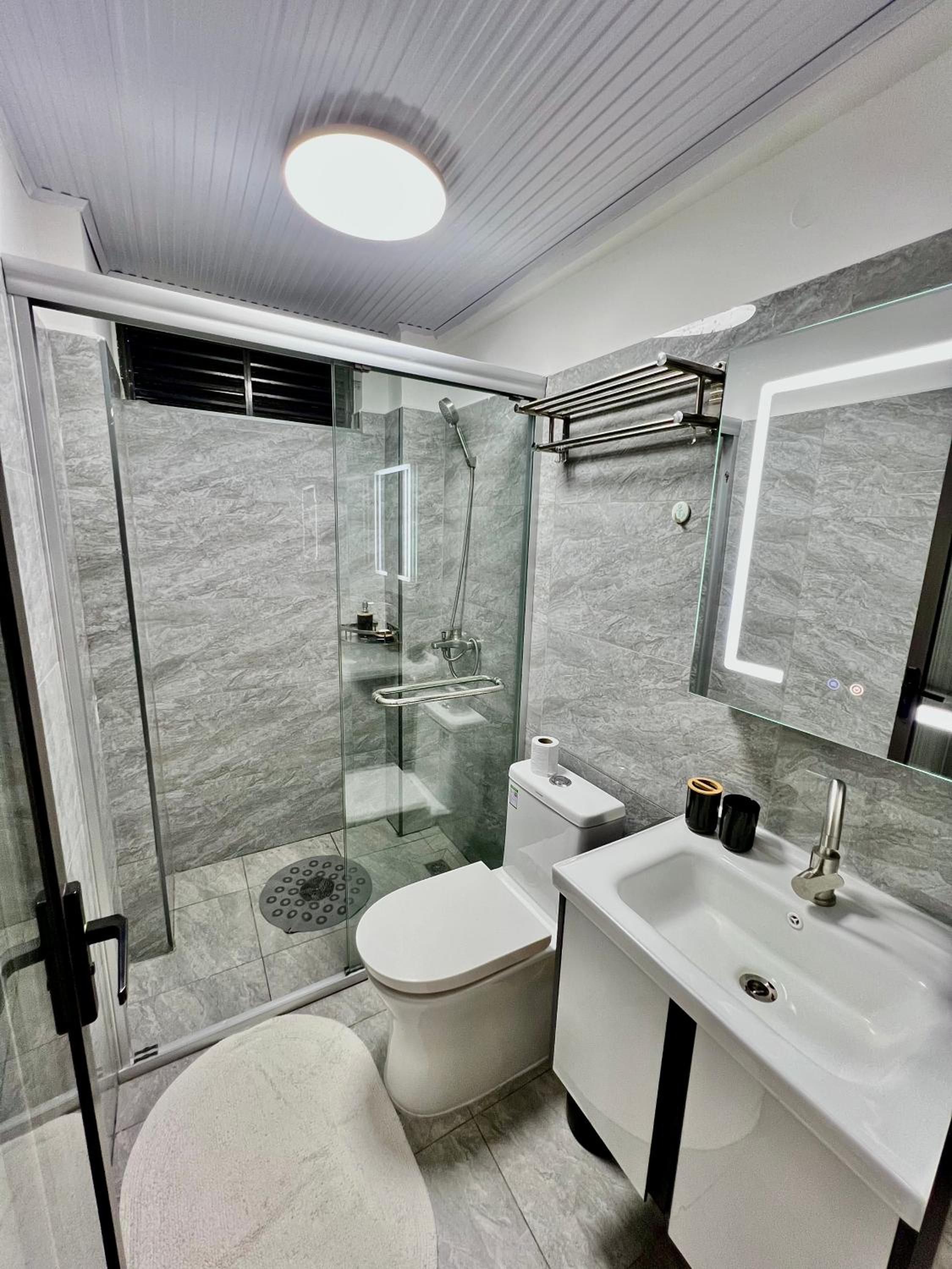 RUYER LUXURY 1BR kileleshwa view 5