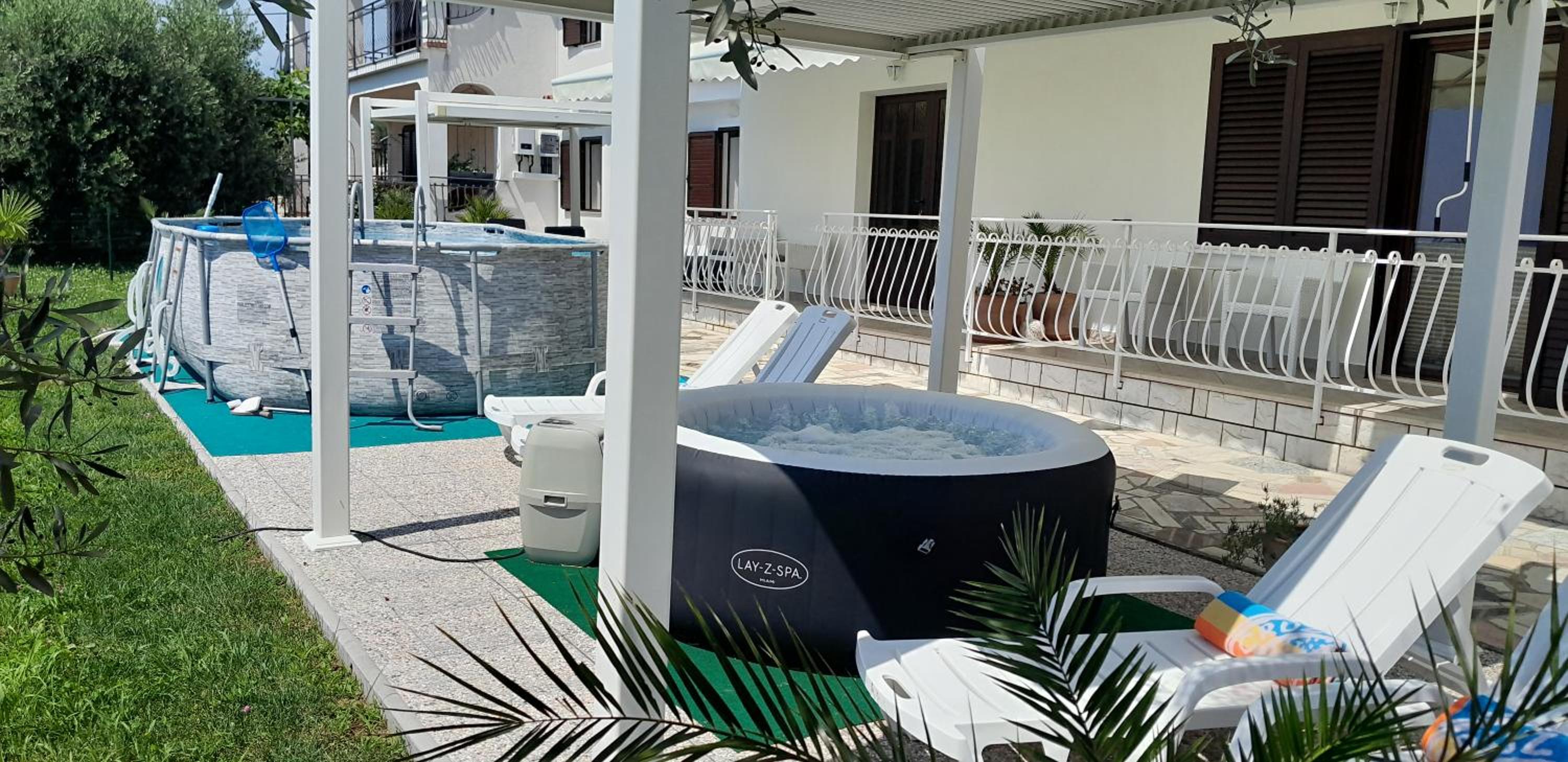 Apartments Milok view 5