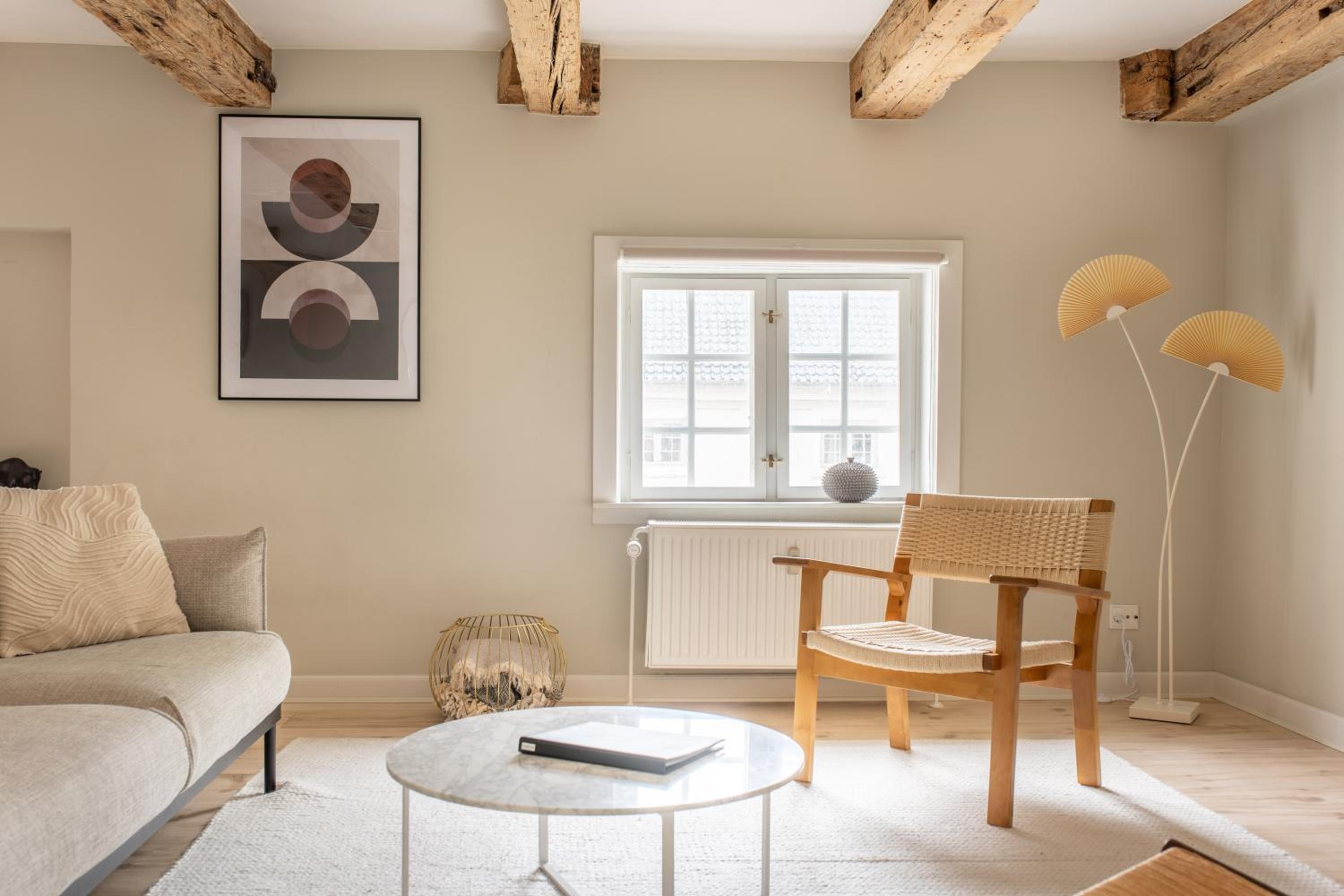 City Apartment With Exposed Ceiling Beams