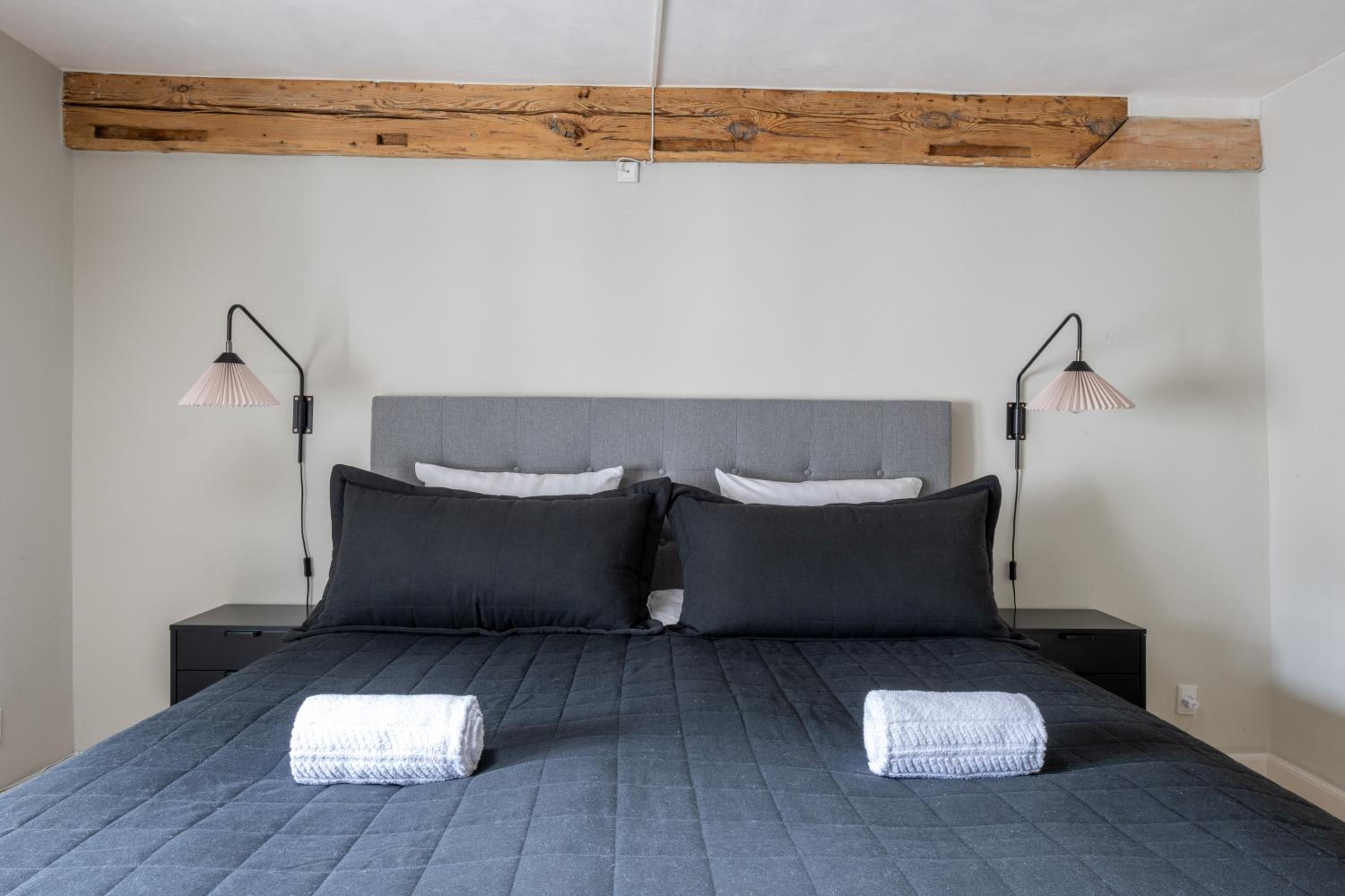 City Apartment With Exposed Ceiling Beams