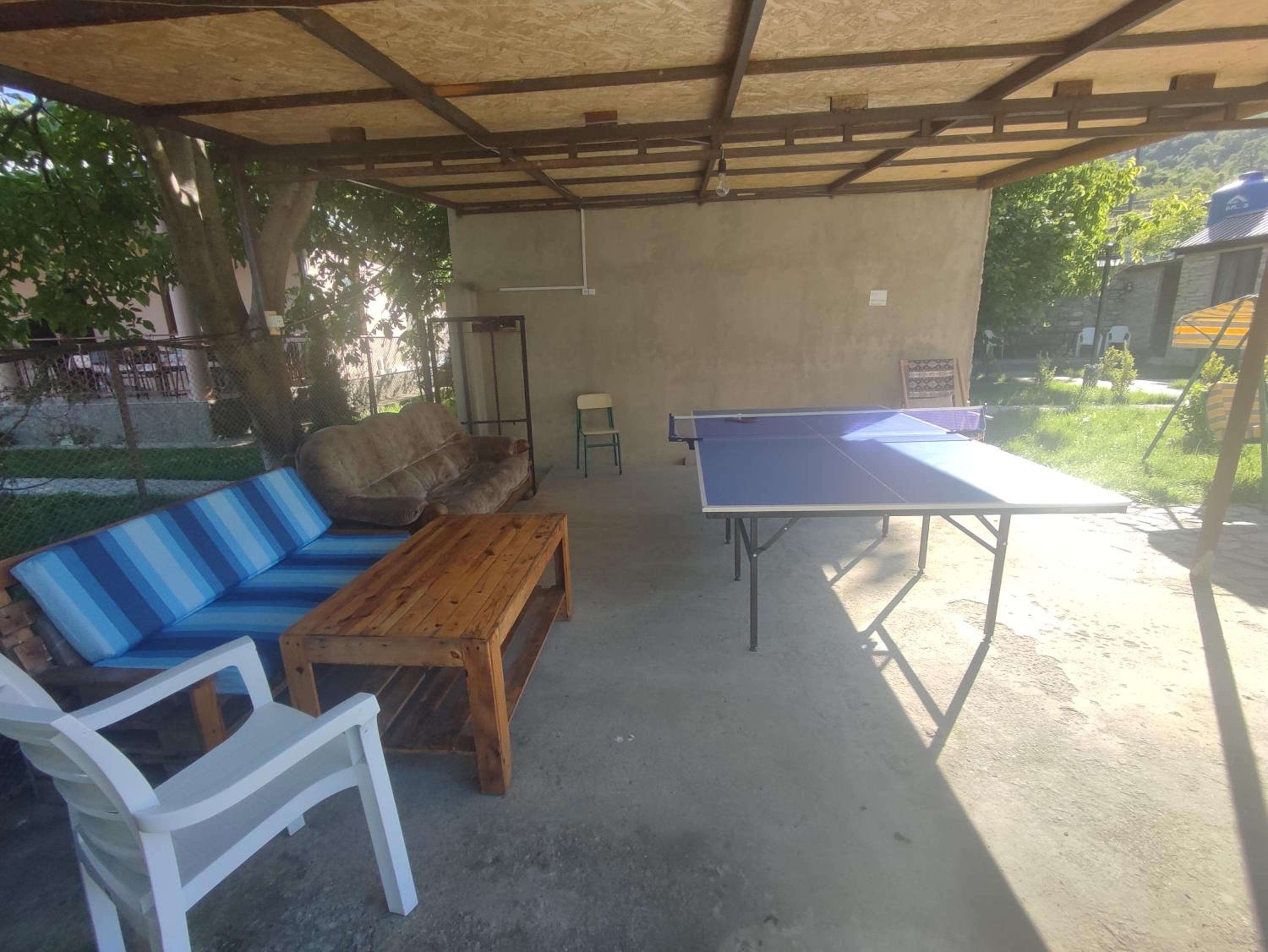 Ananuri Cottages