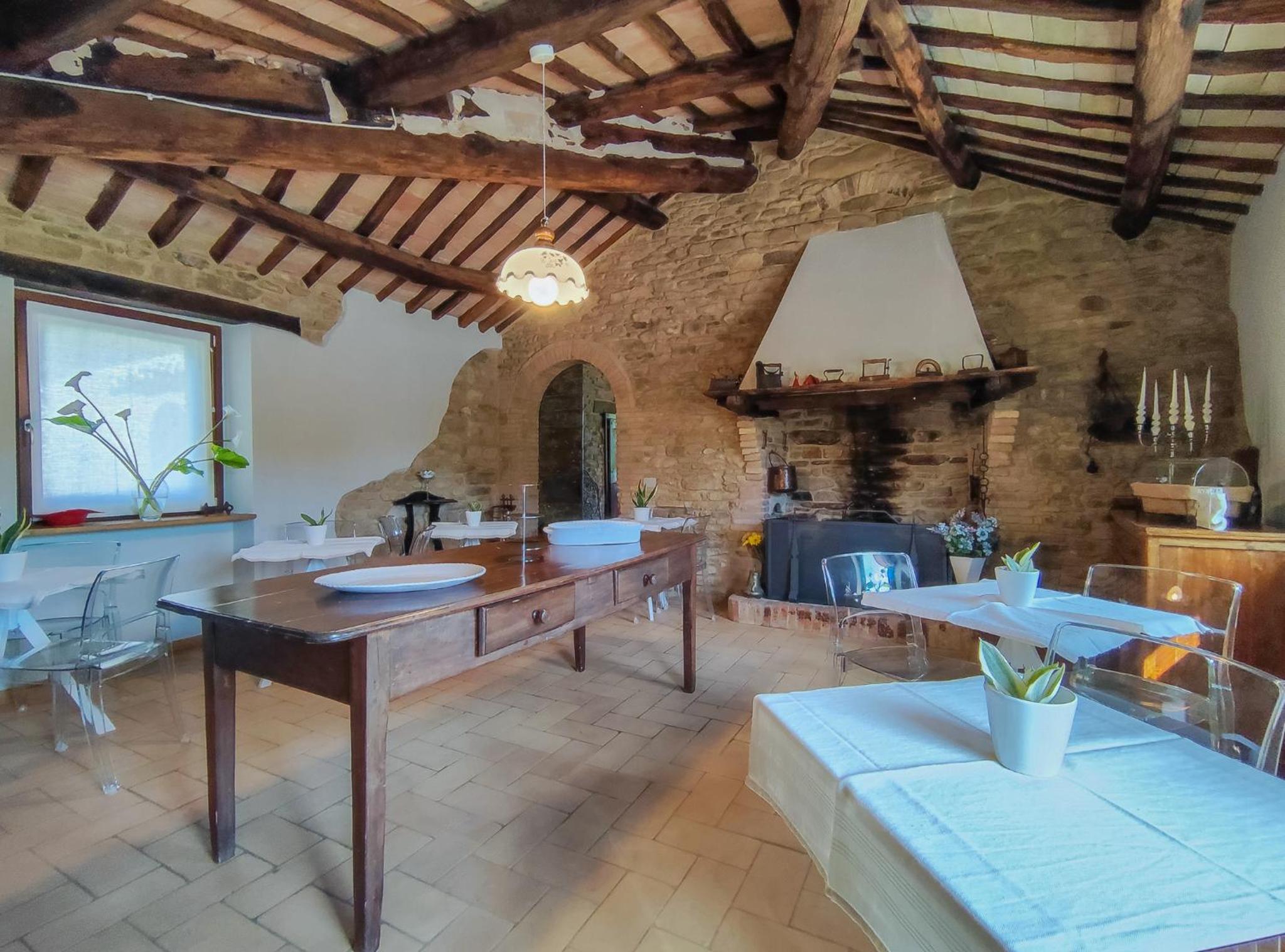 La Fonte Delle Faranghe by Host Hero view 2