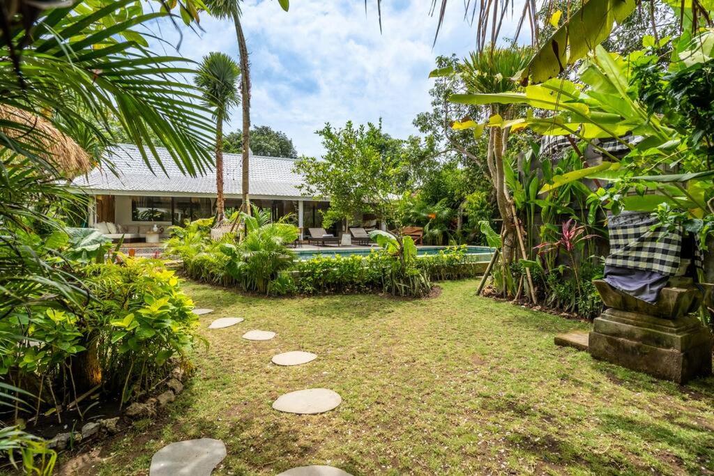 Spacious 3bdrs villa walkable to Bingin Beach view 5