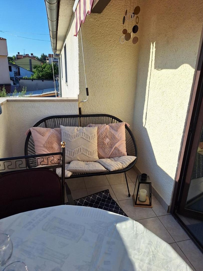 Beach Apartment Stana A2+2 for 4 Persons with Balcony and Sea View view 5