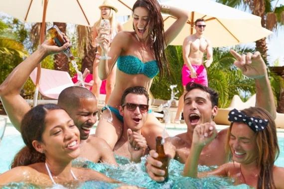 SPECIAL OFFER -70 Percent Off - 2 BR - Sleep 7 - Best Location at Ayia Napa City Center