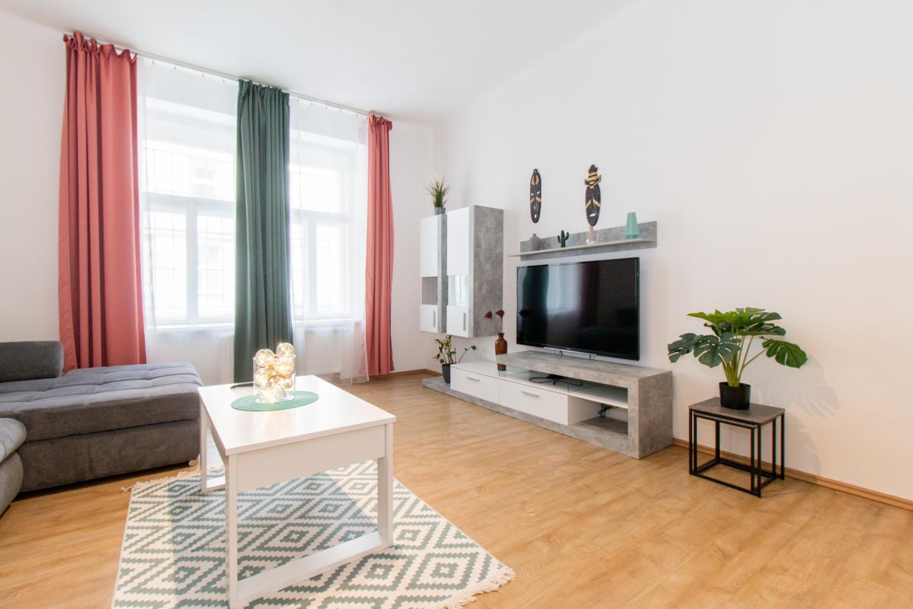 Stay Inn Apartments Naplavka