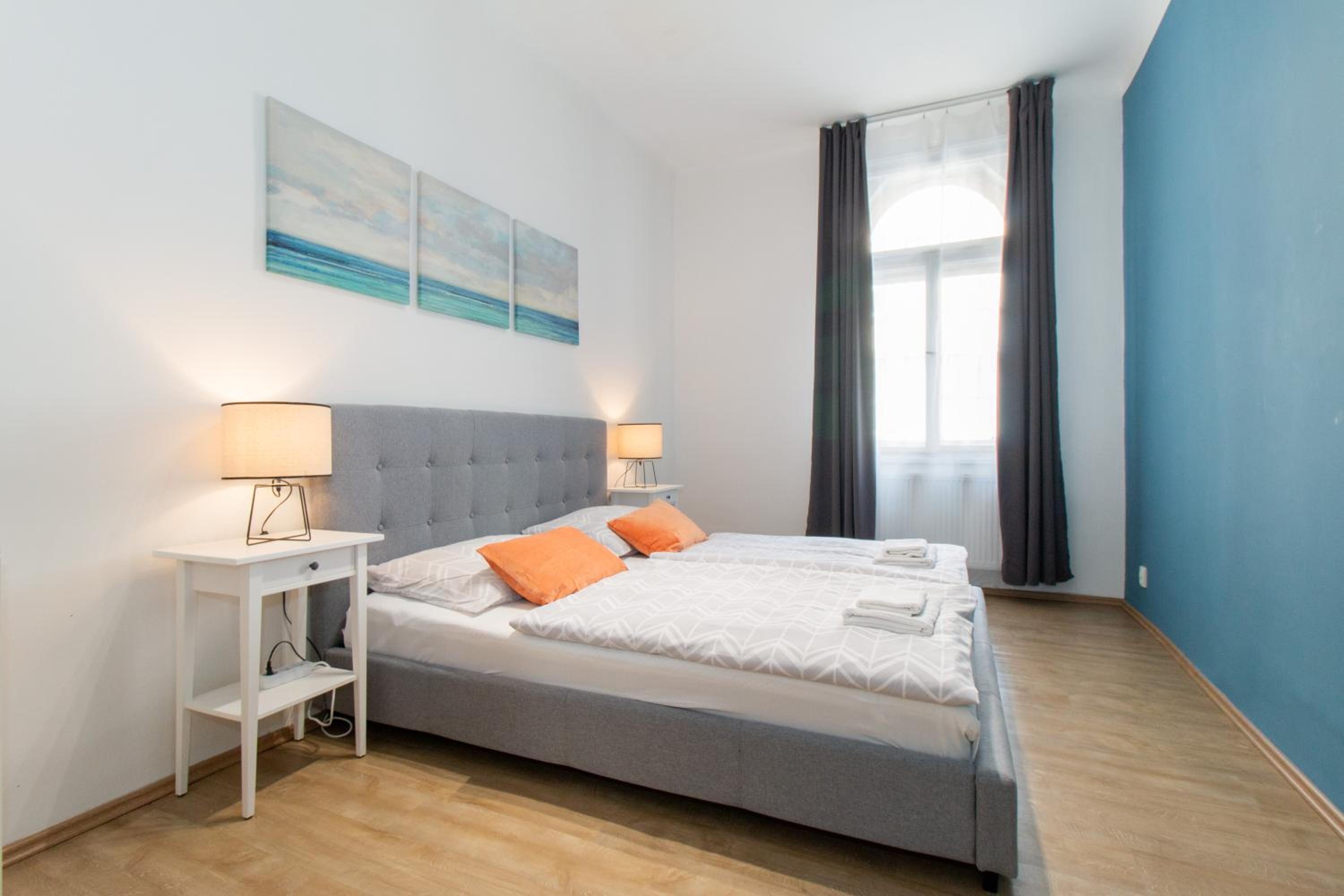 Stay Inn Apartments Naplavka