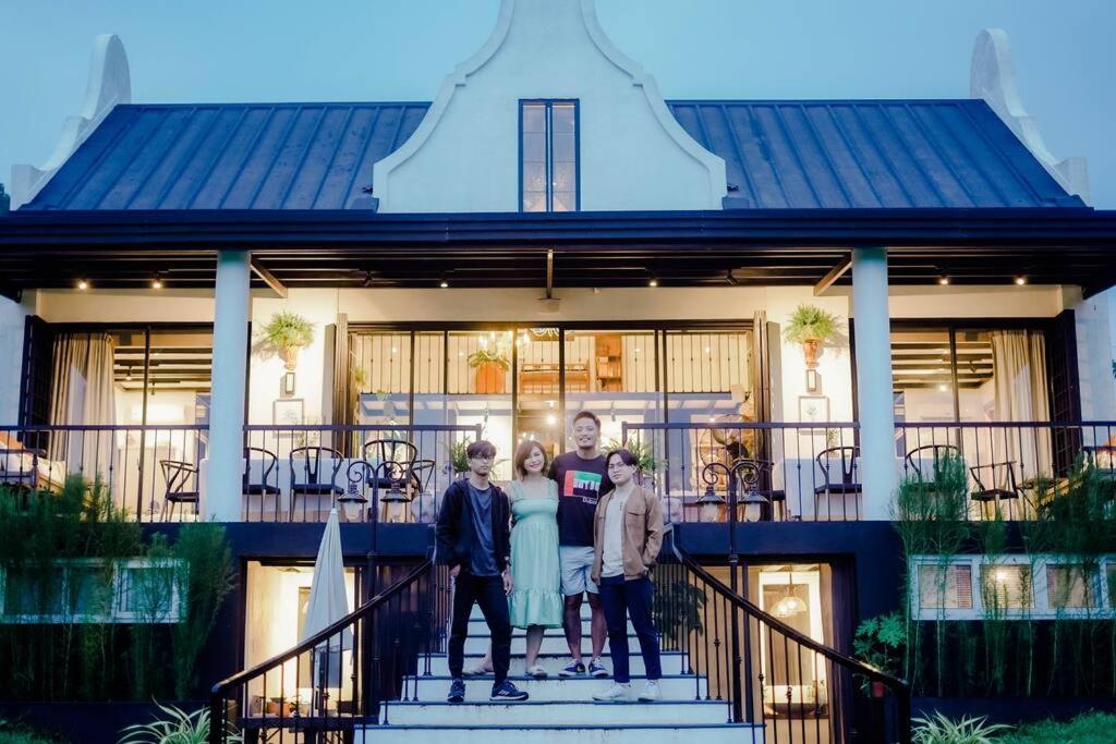 Nami Carolina, Your Weekend Home near Tagaytay