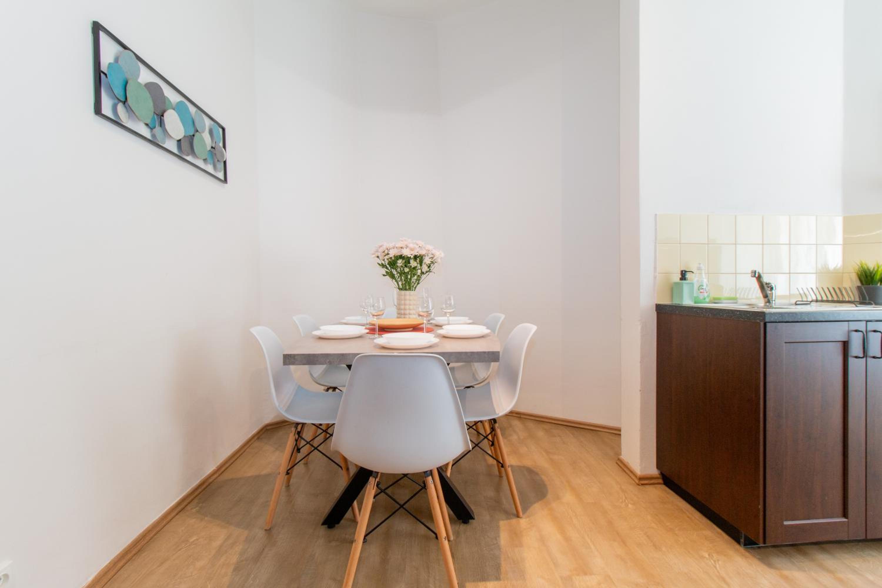 Stay Inn Apartments Naplavka