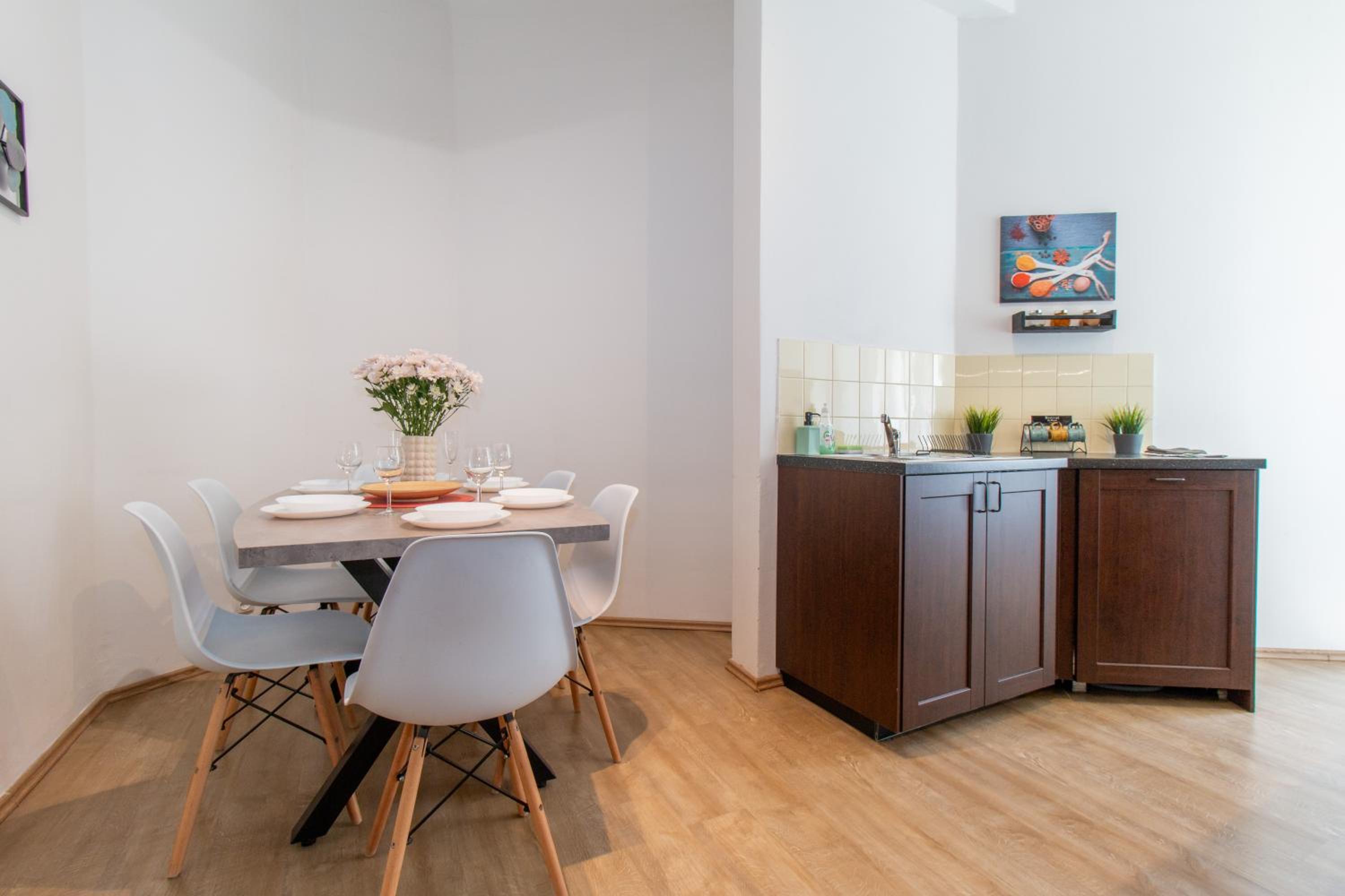 Stay Inn Apartments Naplavka