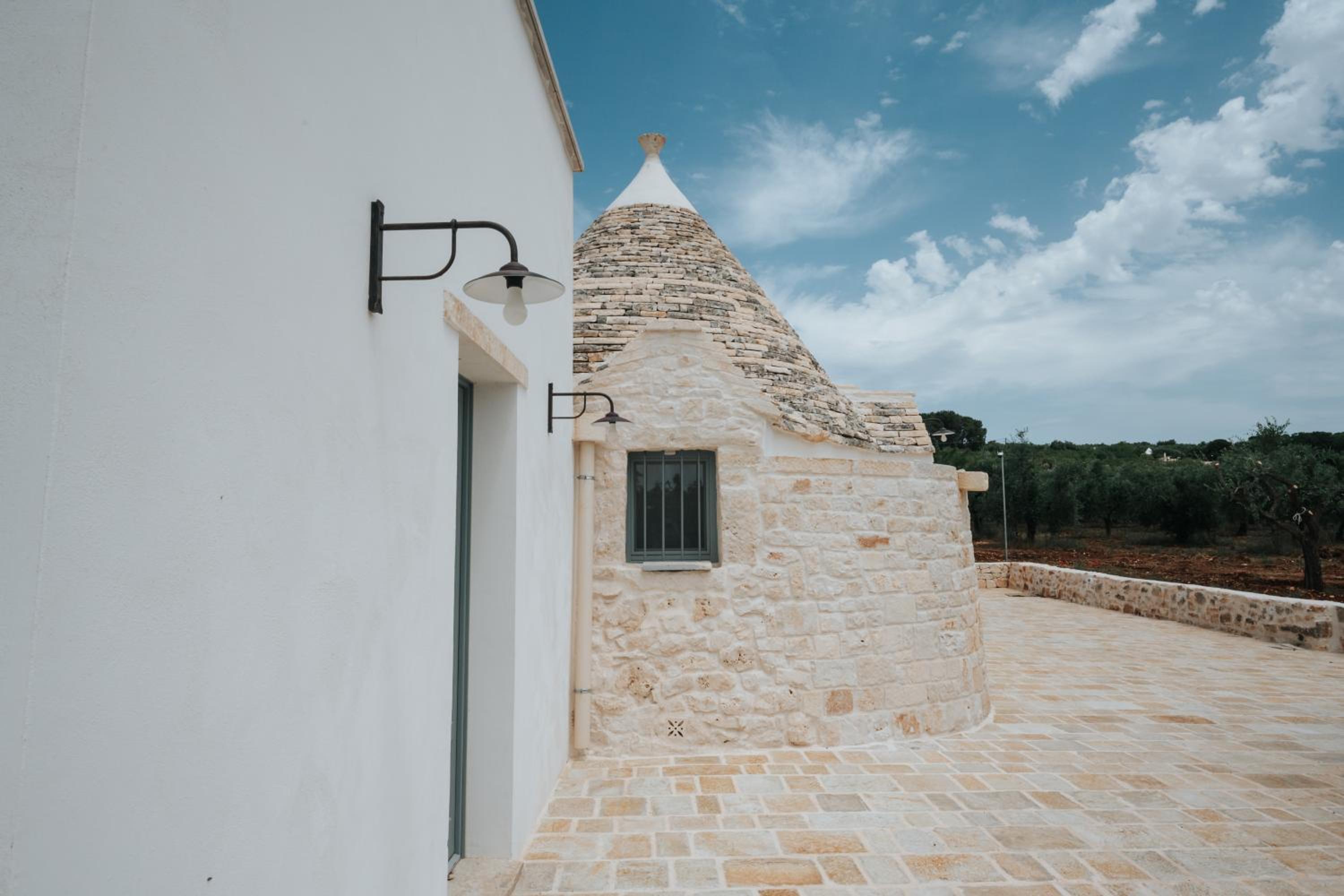 Luxury Trulli di Giulia, exclusive villa with private pool in Valle d'Itria, Puglia