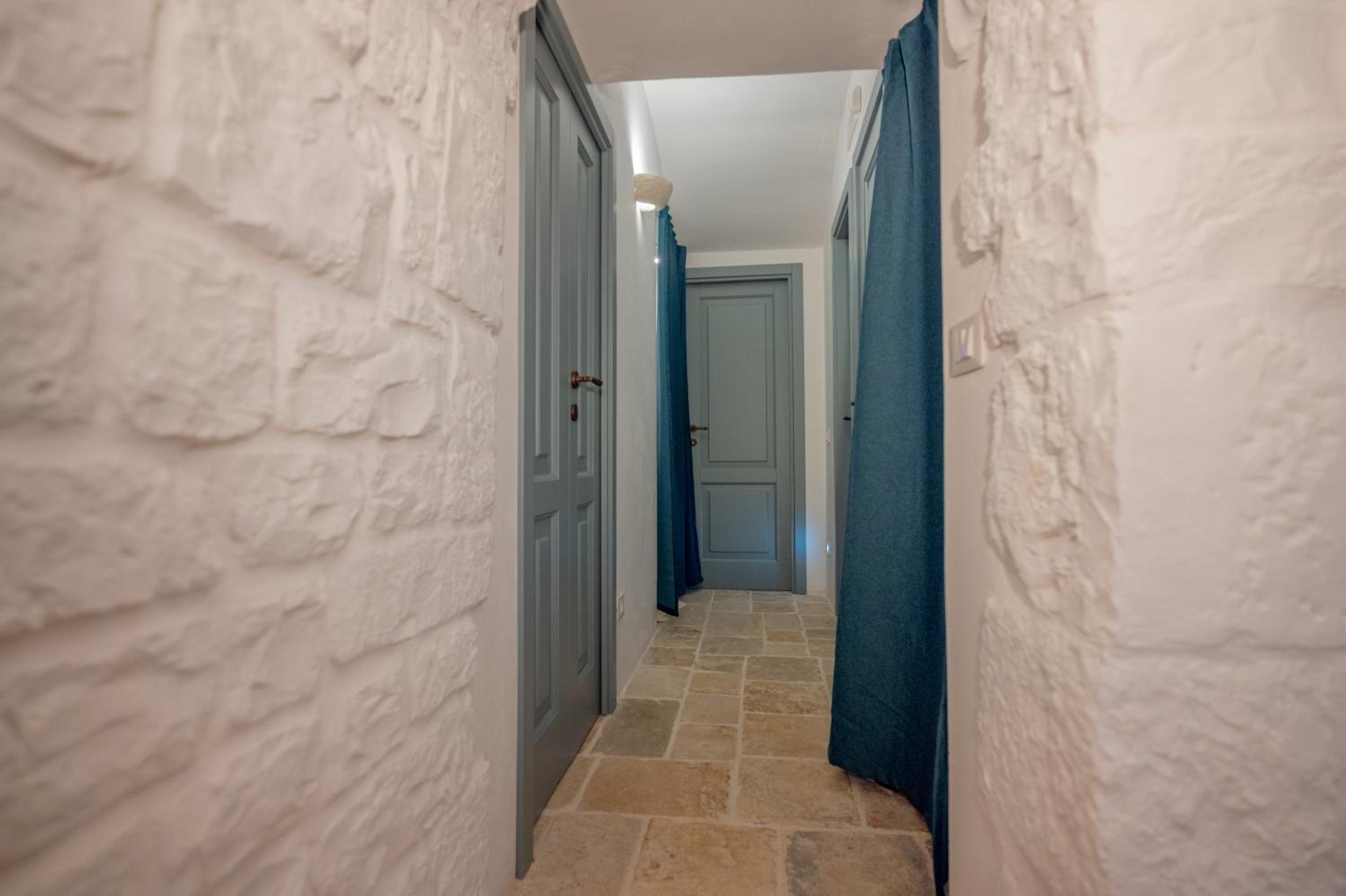 Luxury Trulli di Giulia, exclusive villa with private pool in Valle d'Itria, Puglia