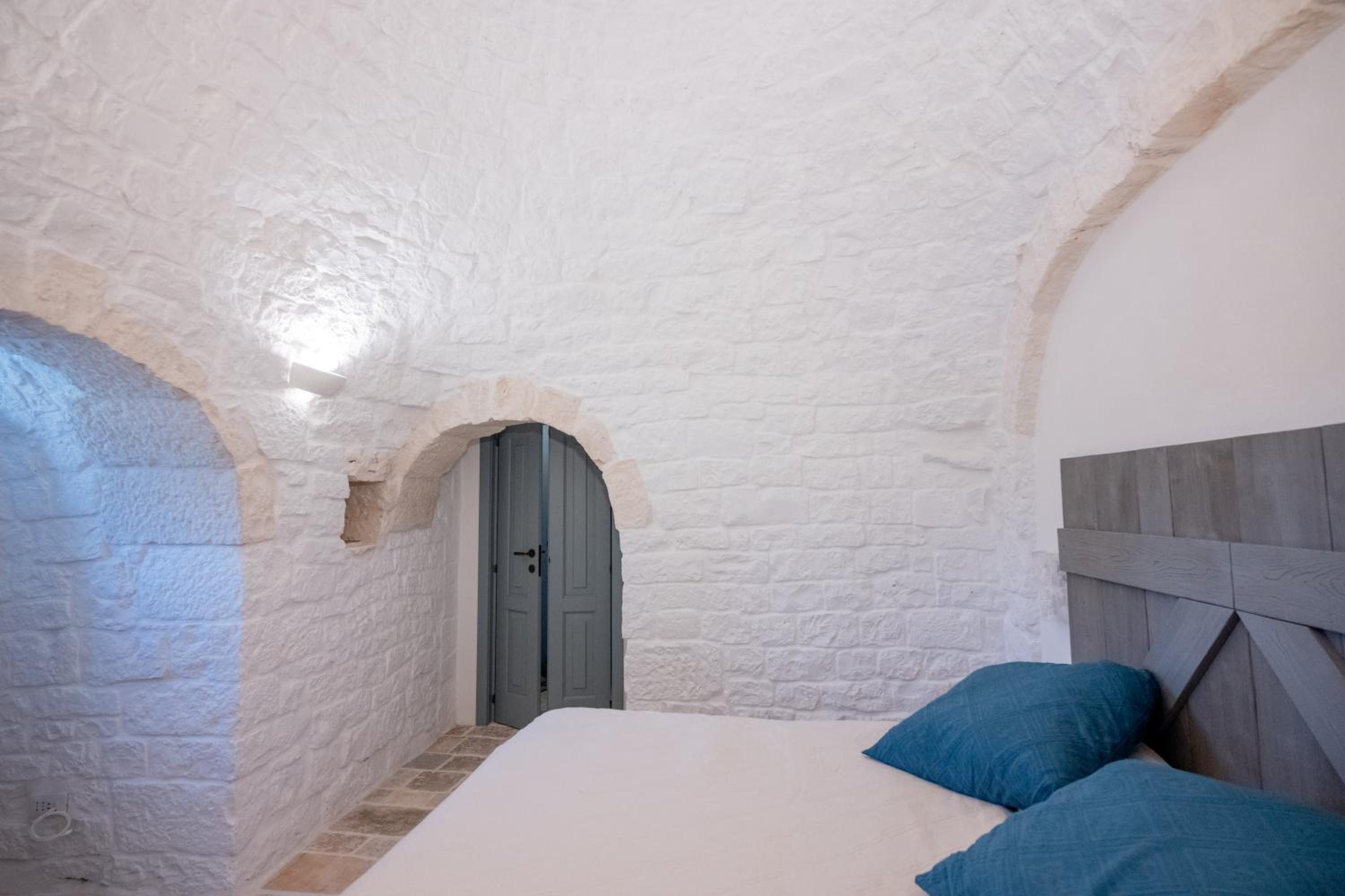 Luxury Trulli di Giulia, exclusive villa with private pool in Valle d'Itria, Puglia