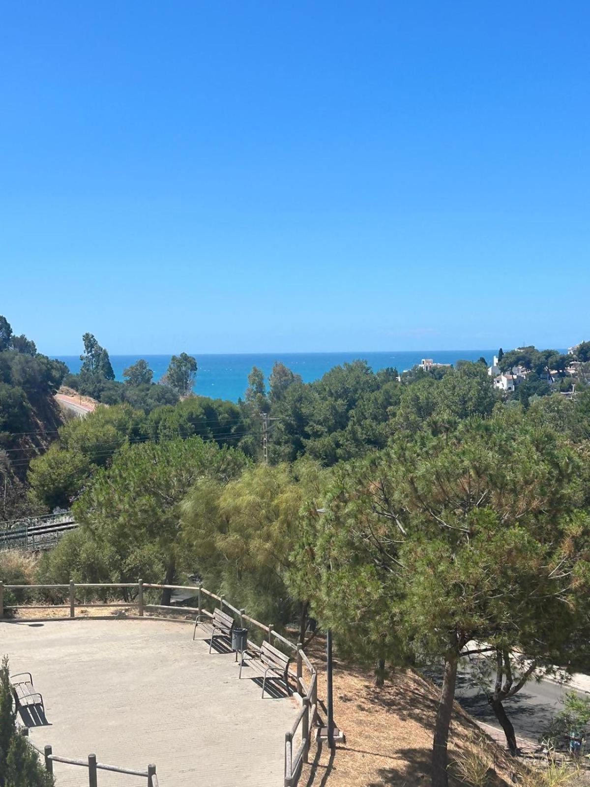 Acogedor apartamento con piscina en Benalmádena.