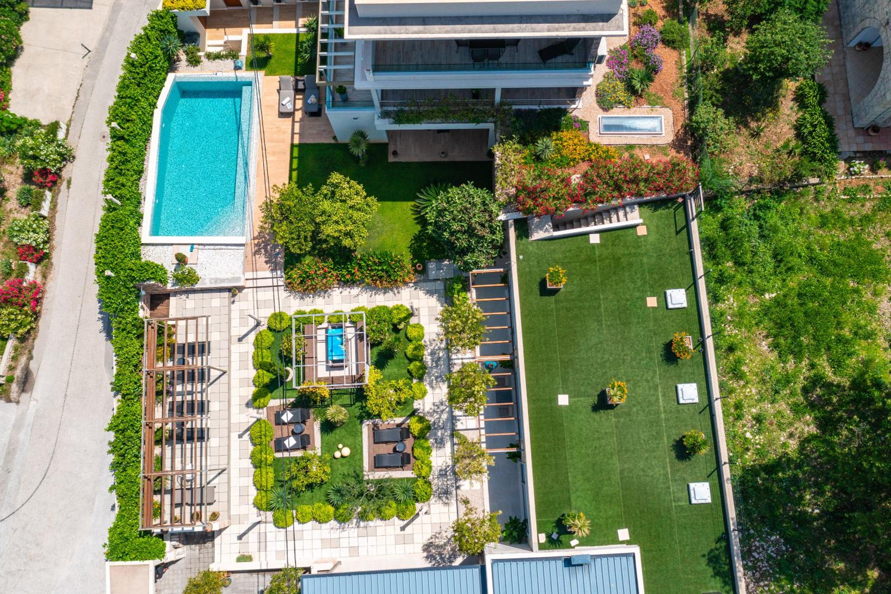 Villa Dolores Apartments