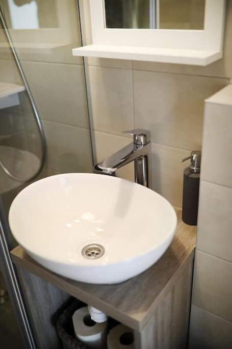 Old Town Stylish Studio Apartment Andi view 4