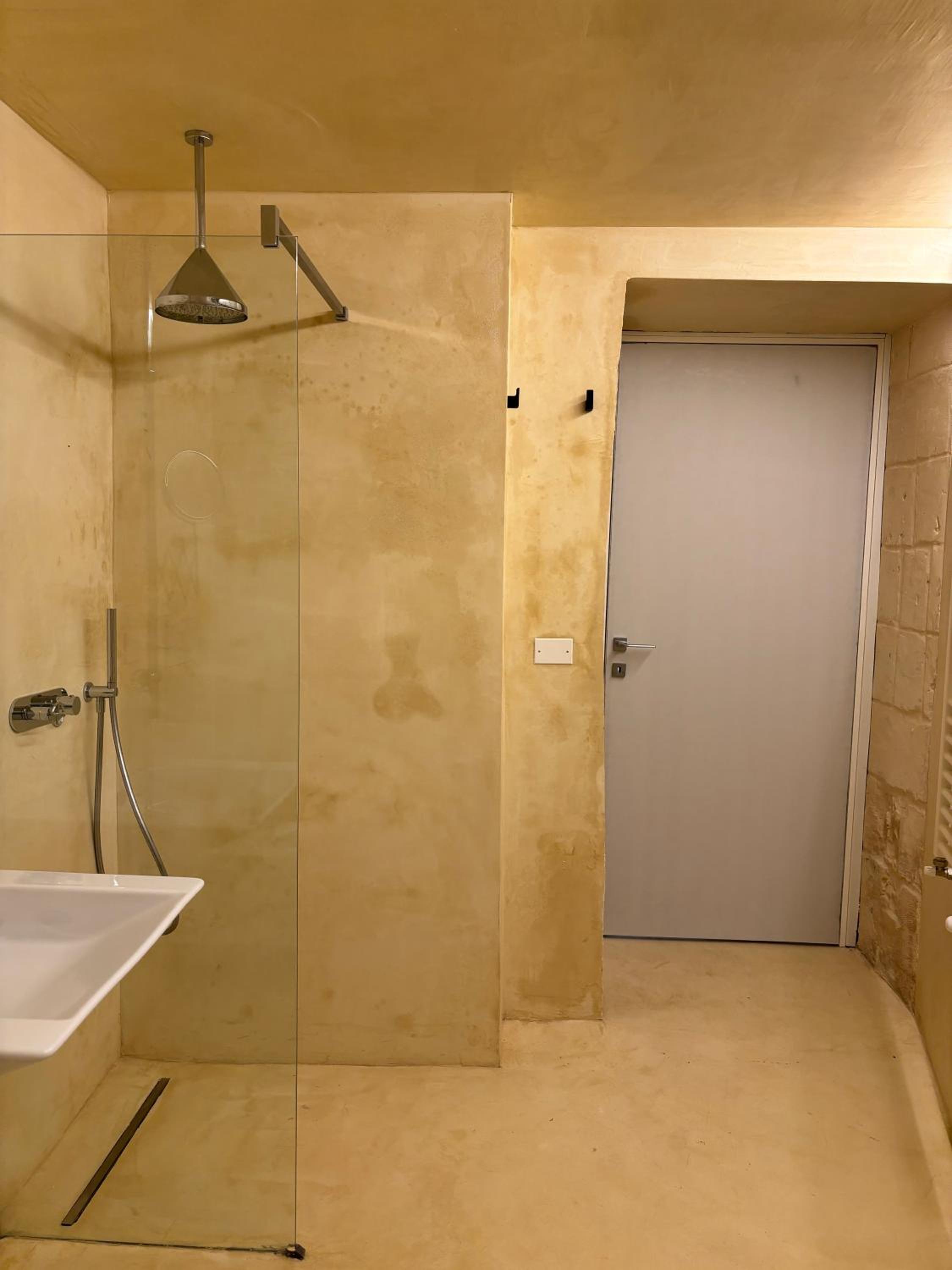 Alora boutique suites
