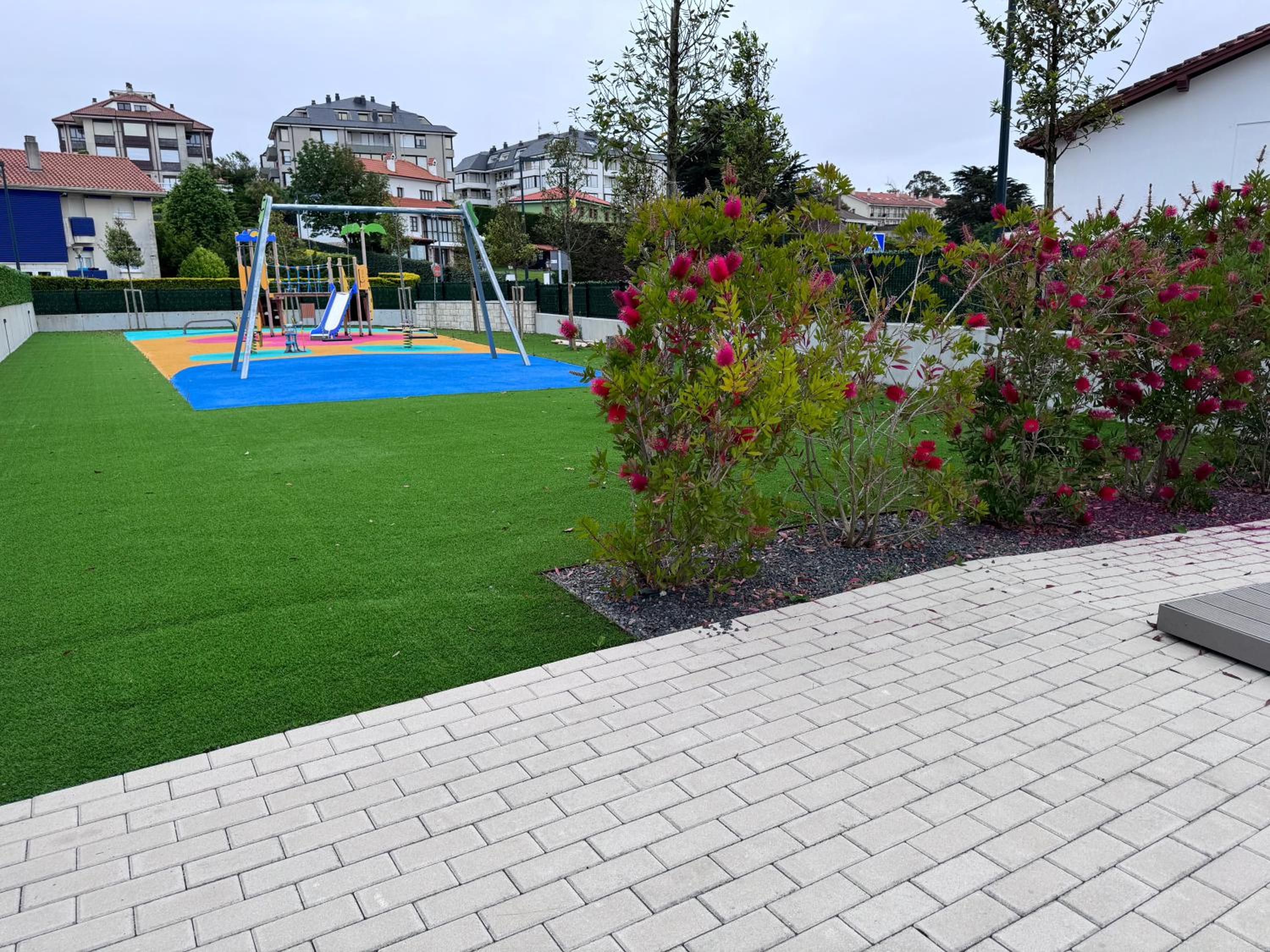 Apartamento con jardin Long Beach Loredo
