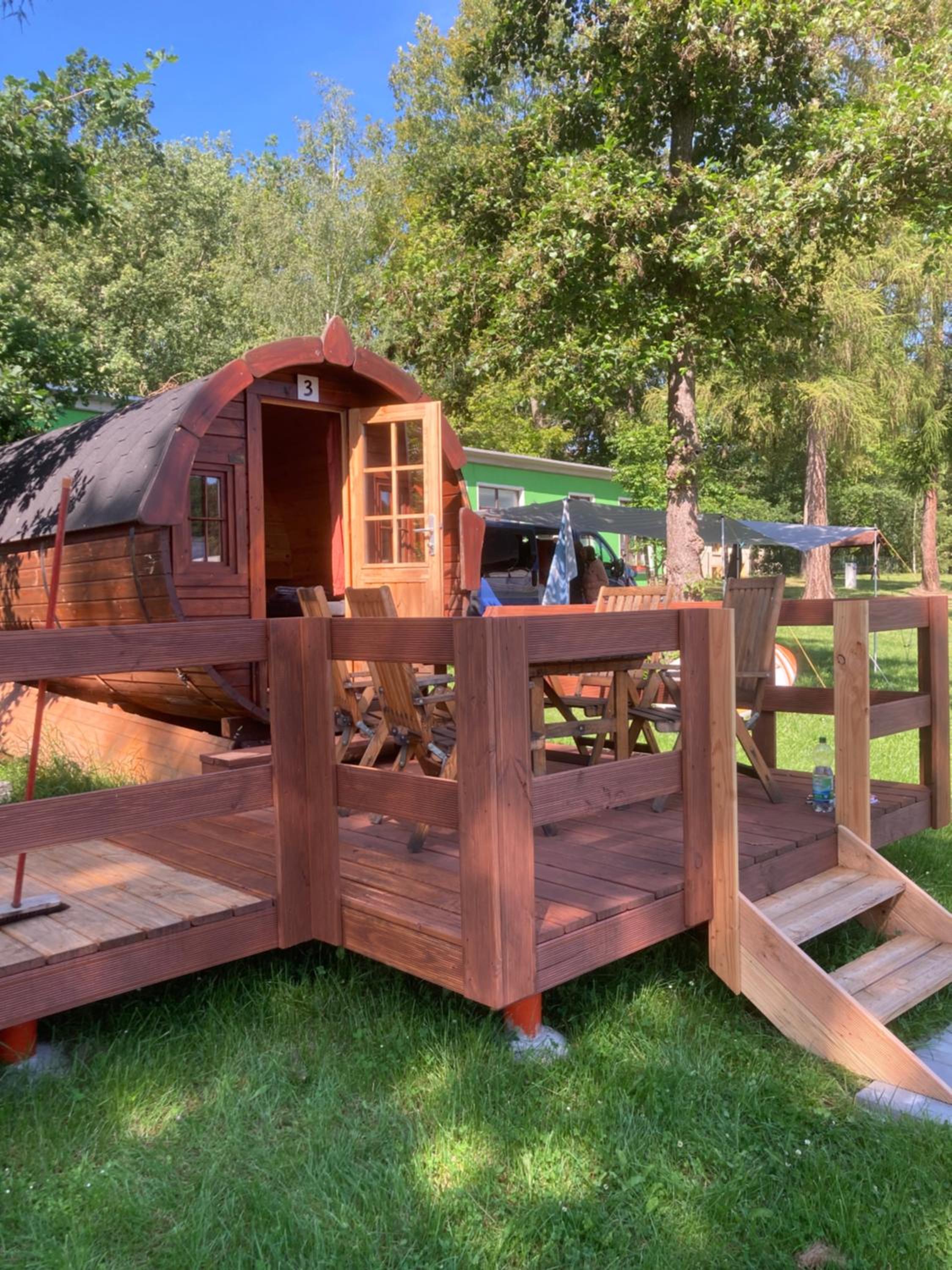 Campingfass mit Panoramaterrasse