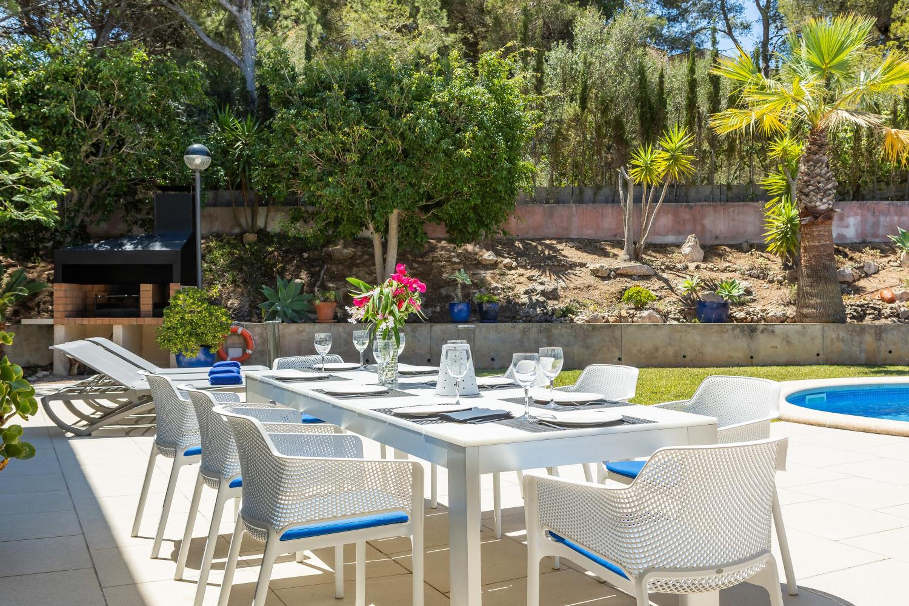 Villa Bay Blue view 5