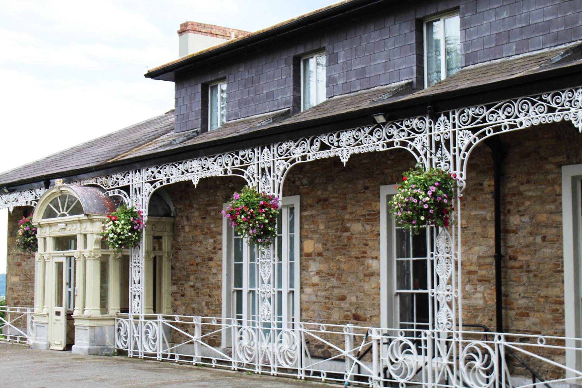 Hotel Ennismore House - Image 1