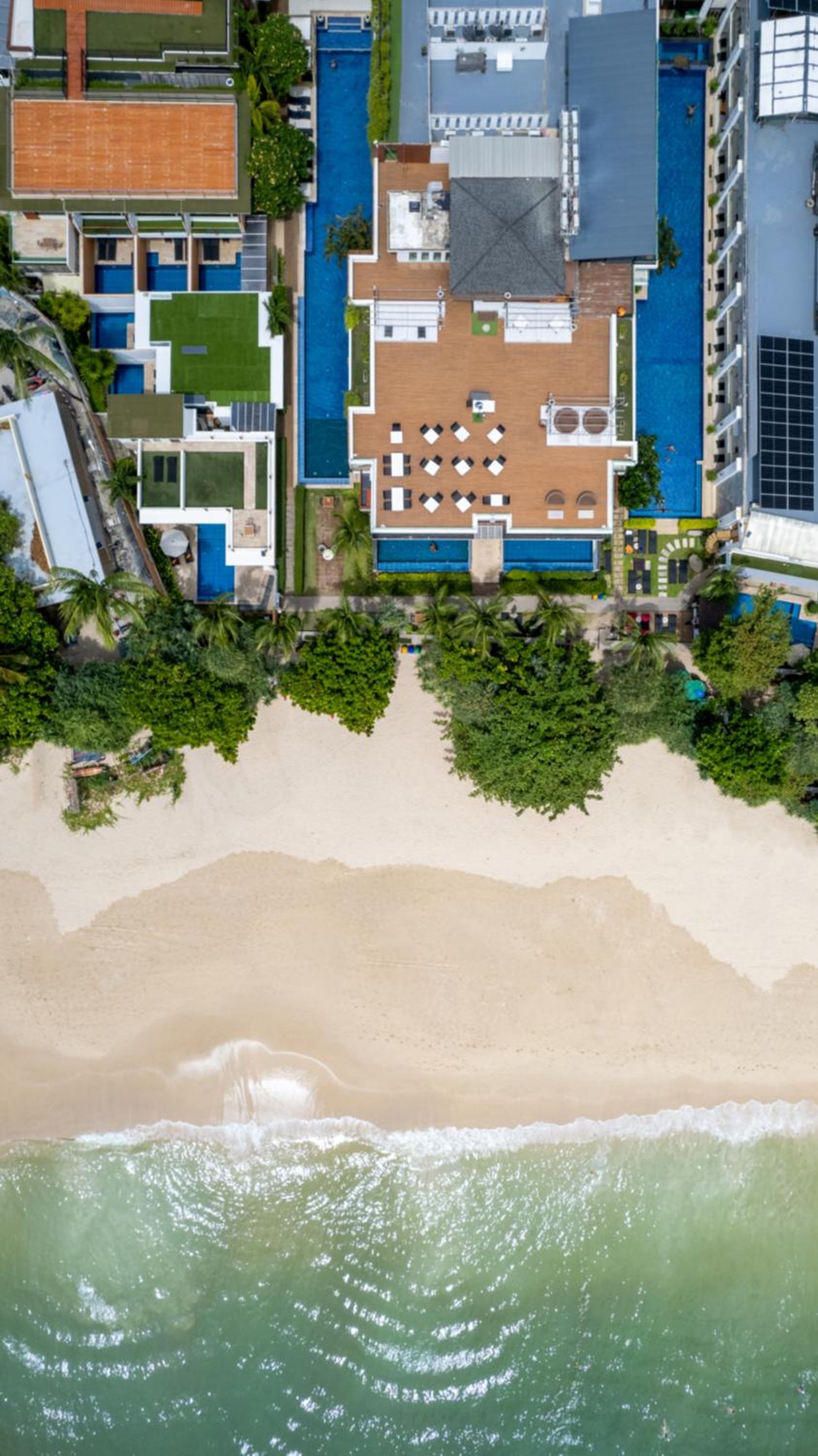 Hotel La Flora Resort Patong - Image 1