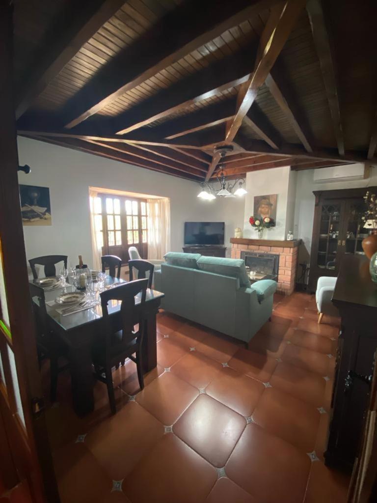 Casa Albarracín