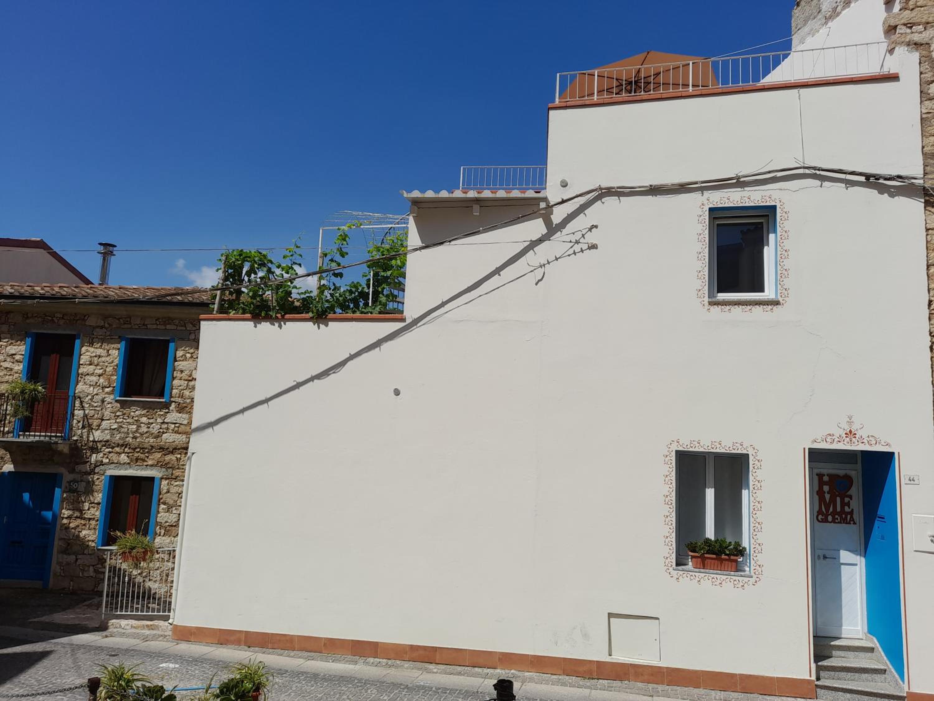 Photo 42