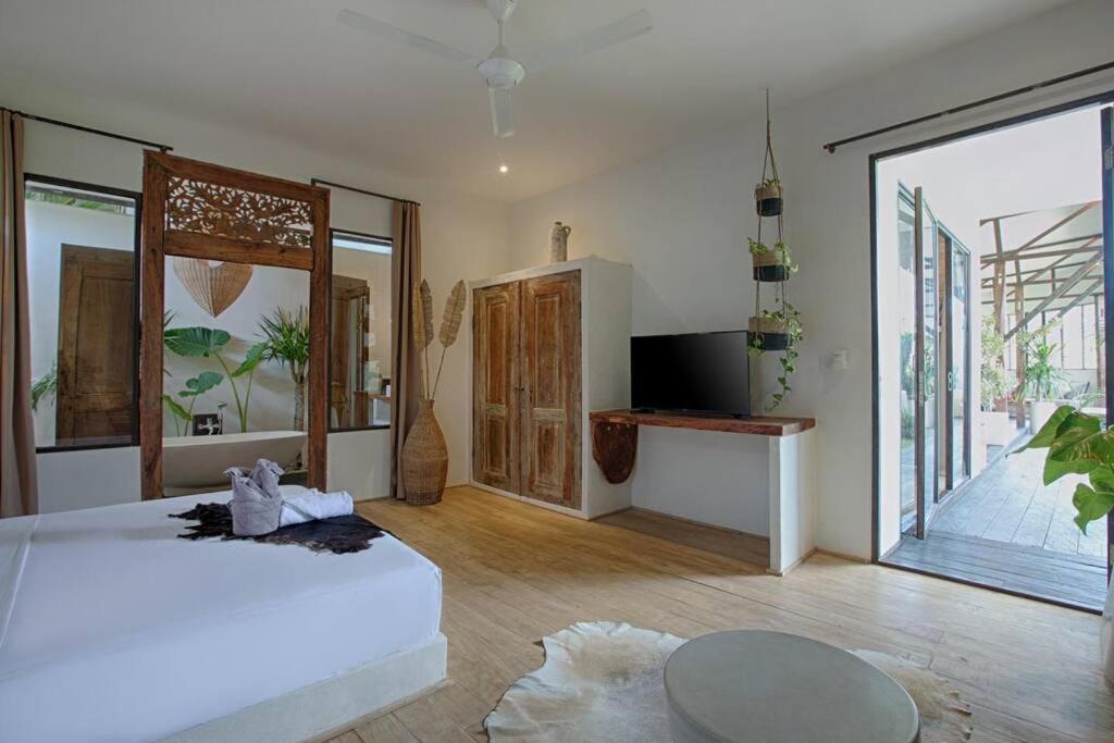 Villa Gaia - Brand new 4 bedrooms villa with rice field view view 3