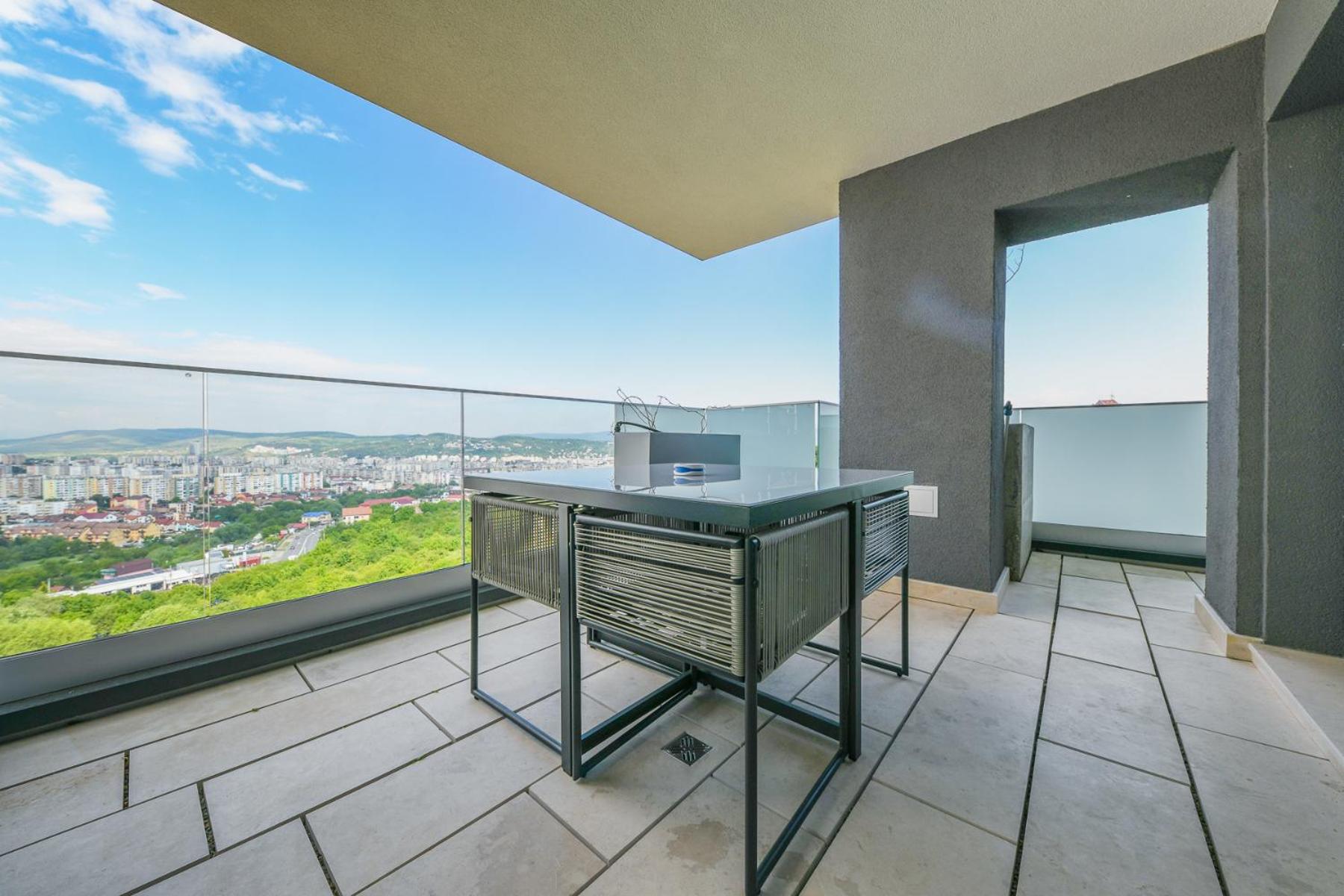 Panoramic Sunset View Apartment